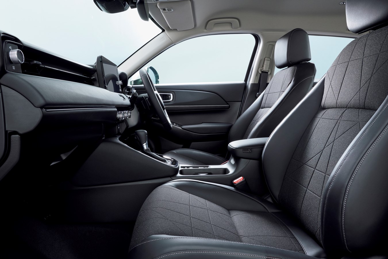 Honda HR-V e-HEV Front Seats