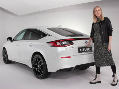 Nicki Shields Formula E presenter gives a personal touch of the all-new Honda Civic Hybrid
