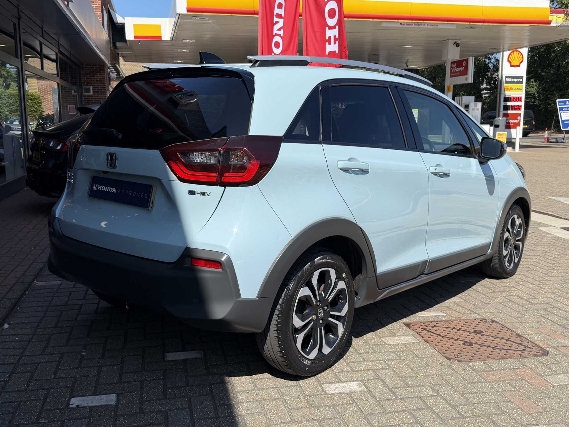 Honda Jazz 1.5 i-MMD Hybrid Crosstar EX 5dr eCVT - Image 12