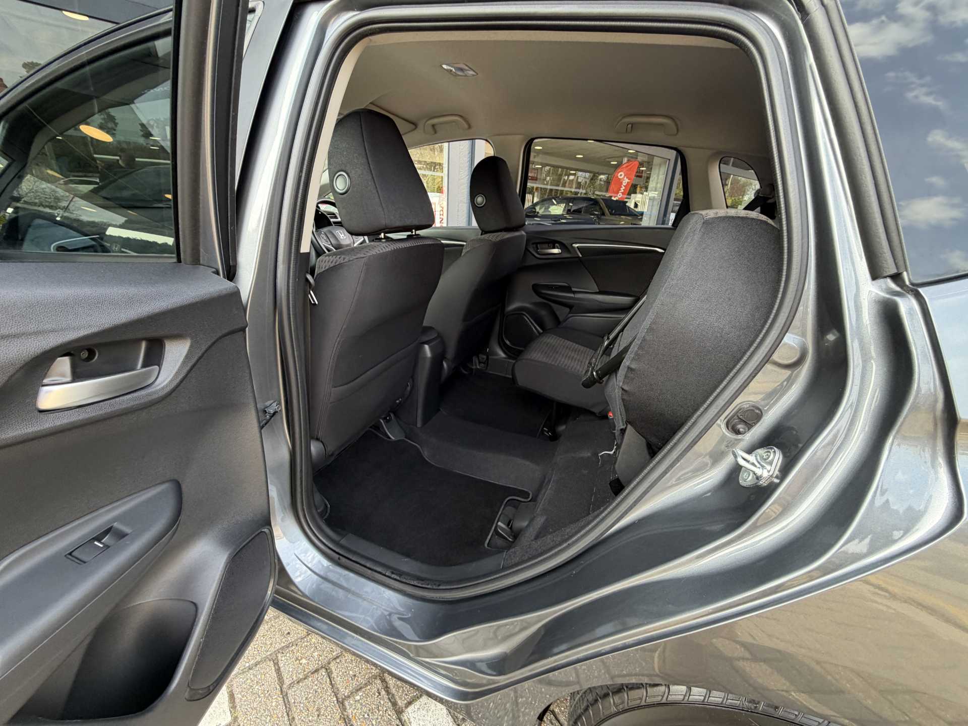 Honda Jazz 1.3 i-VTEC EX Navi 5dr CVT - Image 18