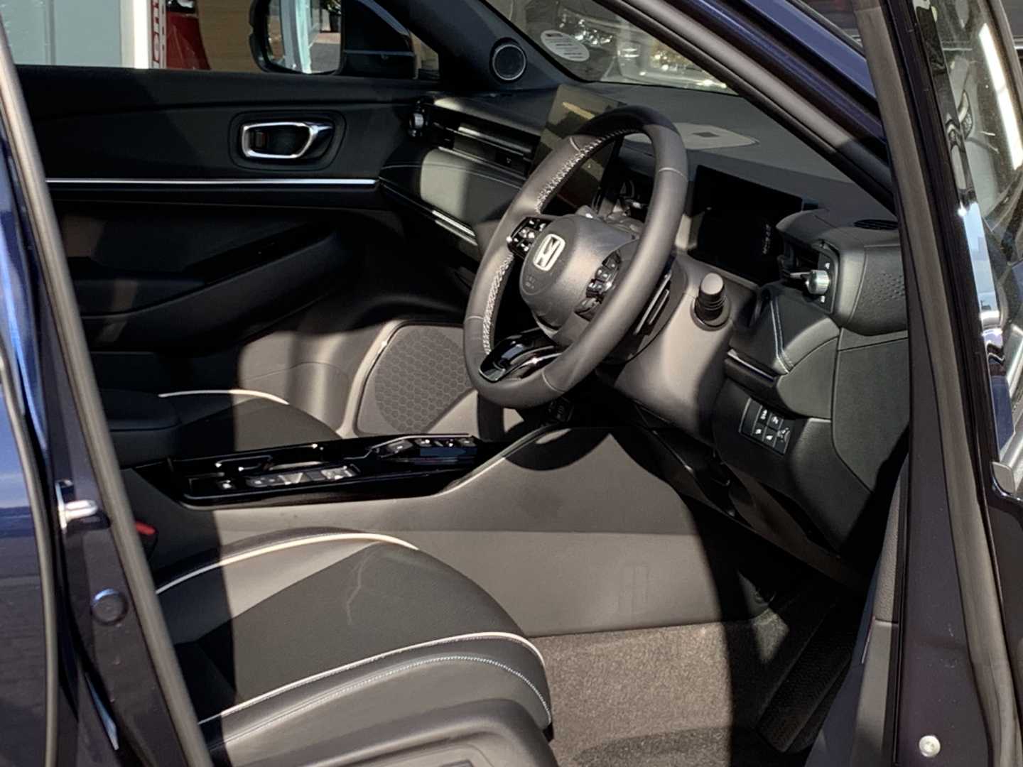 Honda e-Ny1 150kW Advance 69kWh 5dr Auto - Image 15