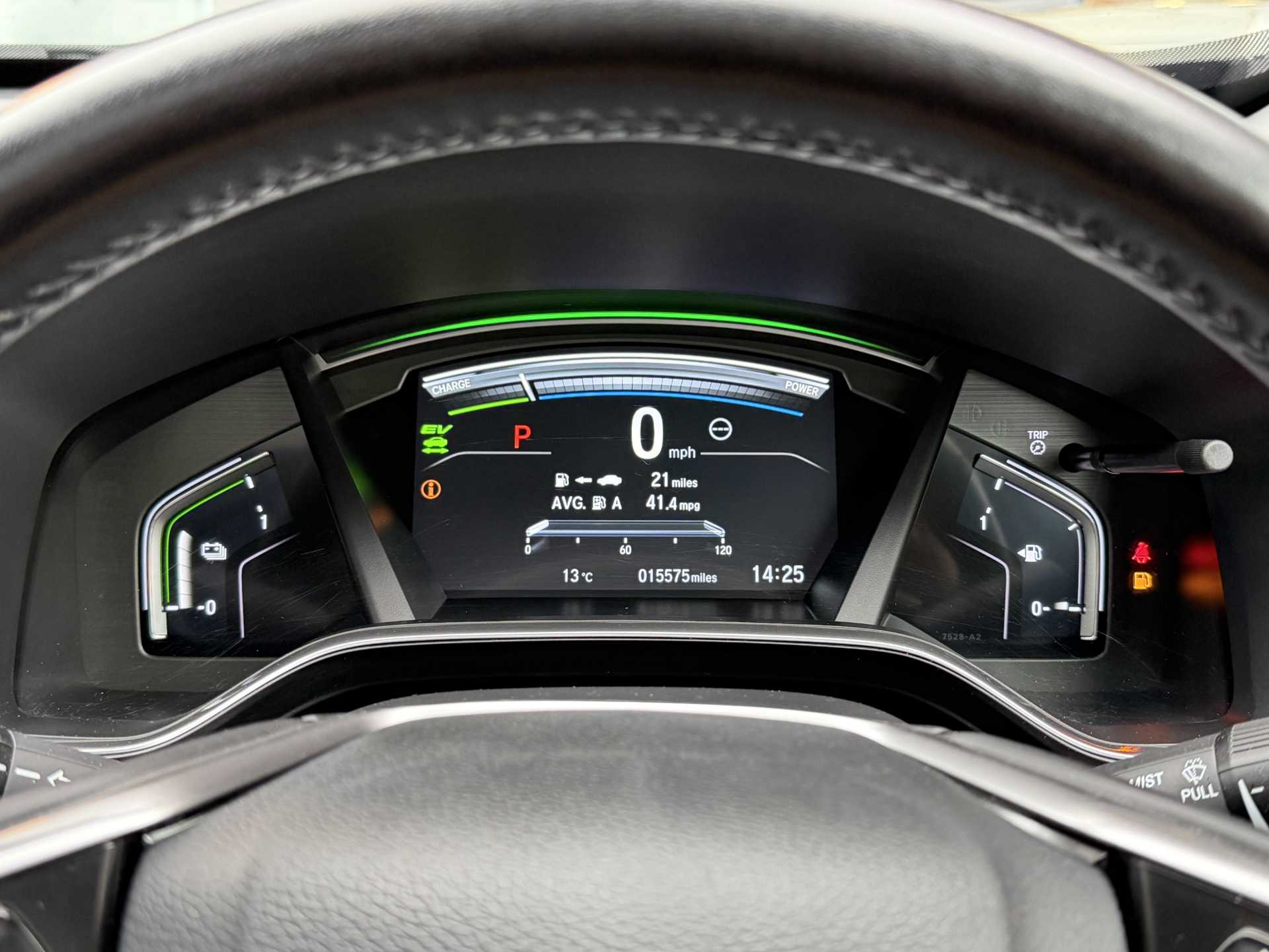 Honda CR-V 2.0 i-MMD Hybrid EX 5dr eCVT - Image 11