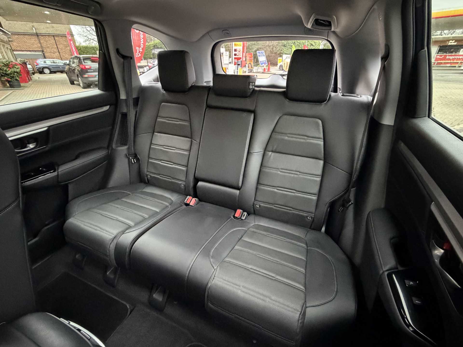 Honda CR-V 2.0 i-MMD Hybrid EX 5dr eCVT - Image 8