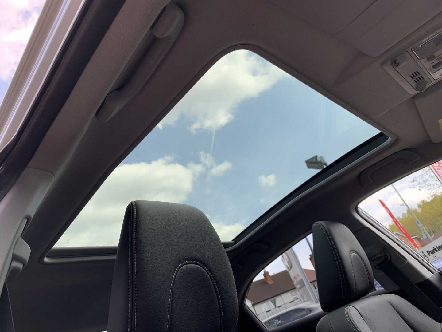 Honda CIVIC 1.8 i-VTEC SR 5dr Auto [DASP] - Image 18