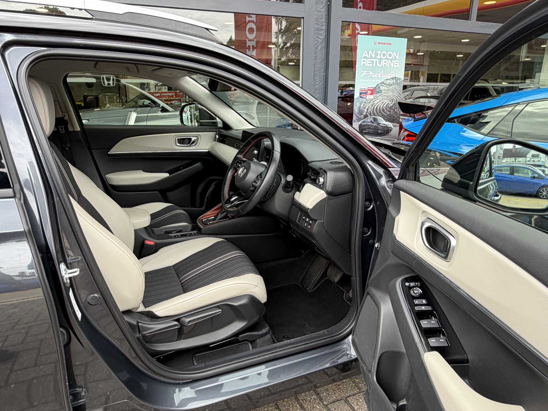 Honda HR-V 1.5 eHEV Advance Style 5dr CVT — image 15
