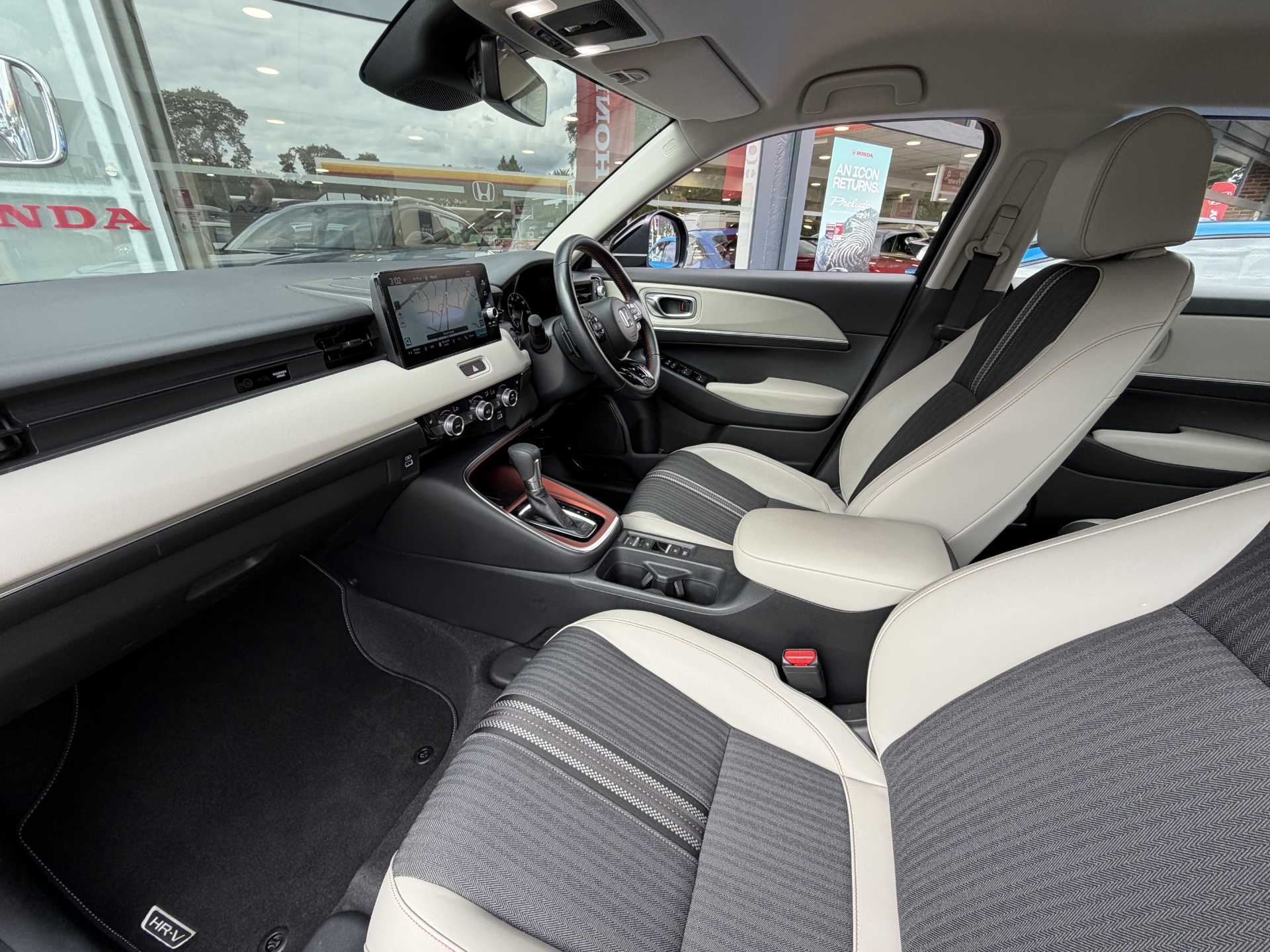 Honda HR-V 1.5 eHEV Advance Style 5dr CVT — image 2