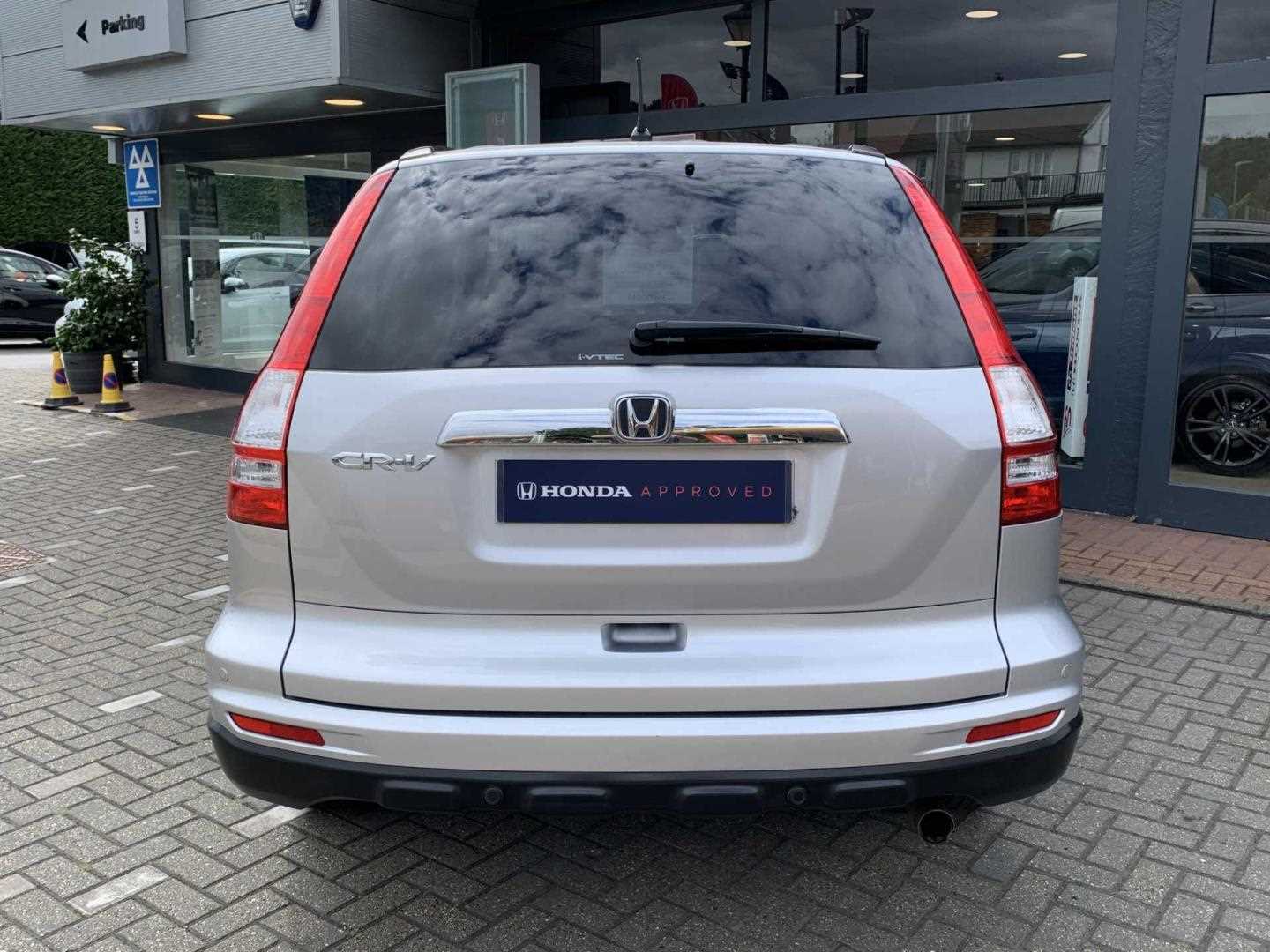 Honda CR-V 2.0 i-VTEC SE+ 5dr Auto - Image 7