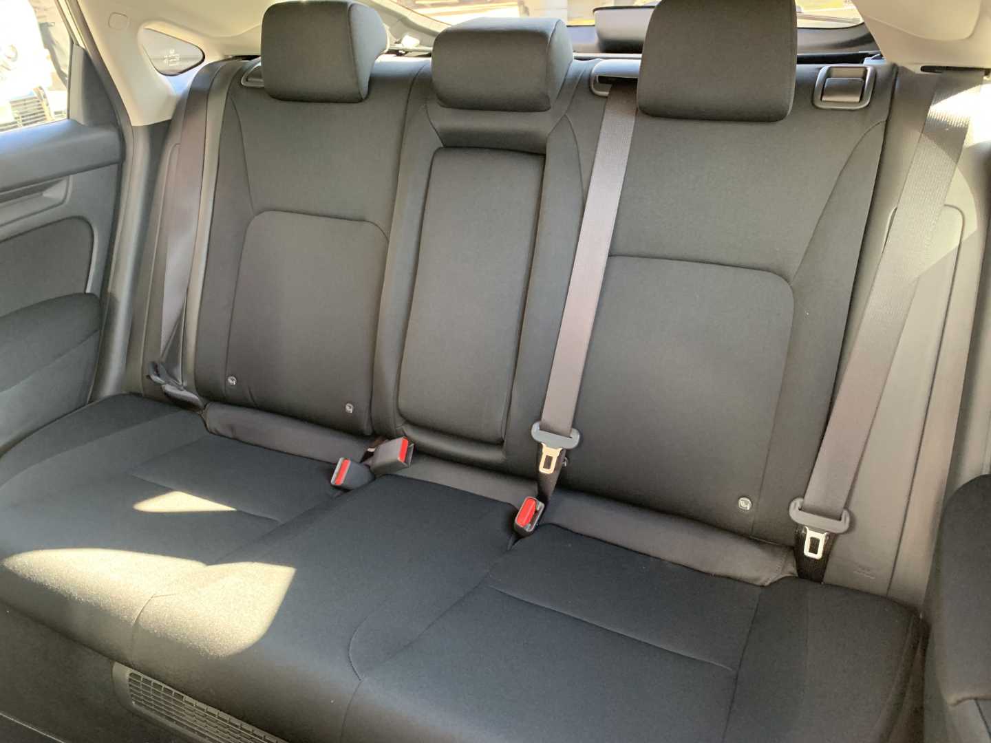 Honda Civic 2.0 eHEV Elegance 5dr CVT - Image 8