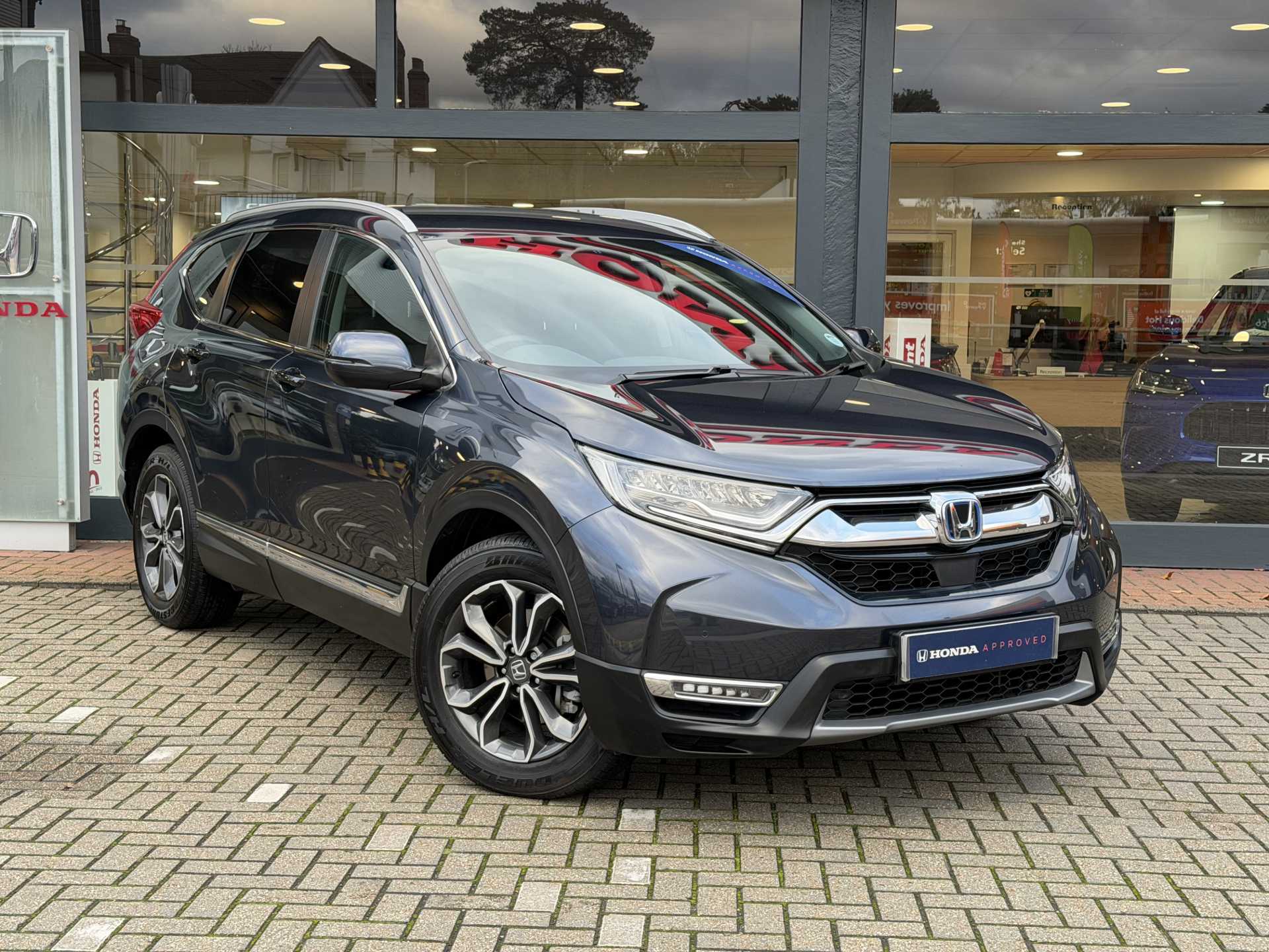 Honda CR-V 2.0 i-MMD Hybrid SR  2WD 5dr eCVT - Image 1