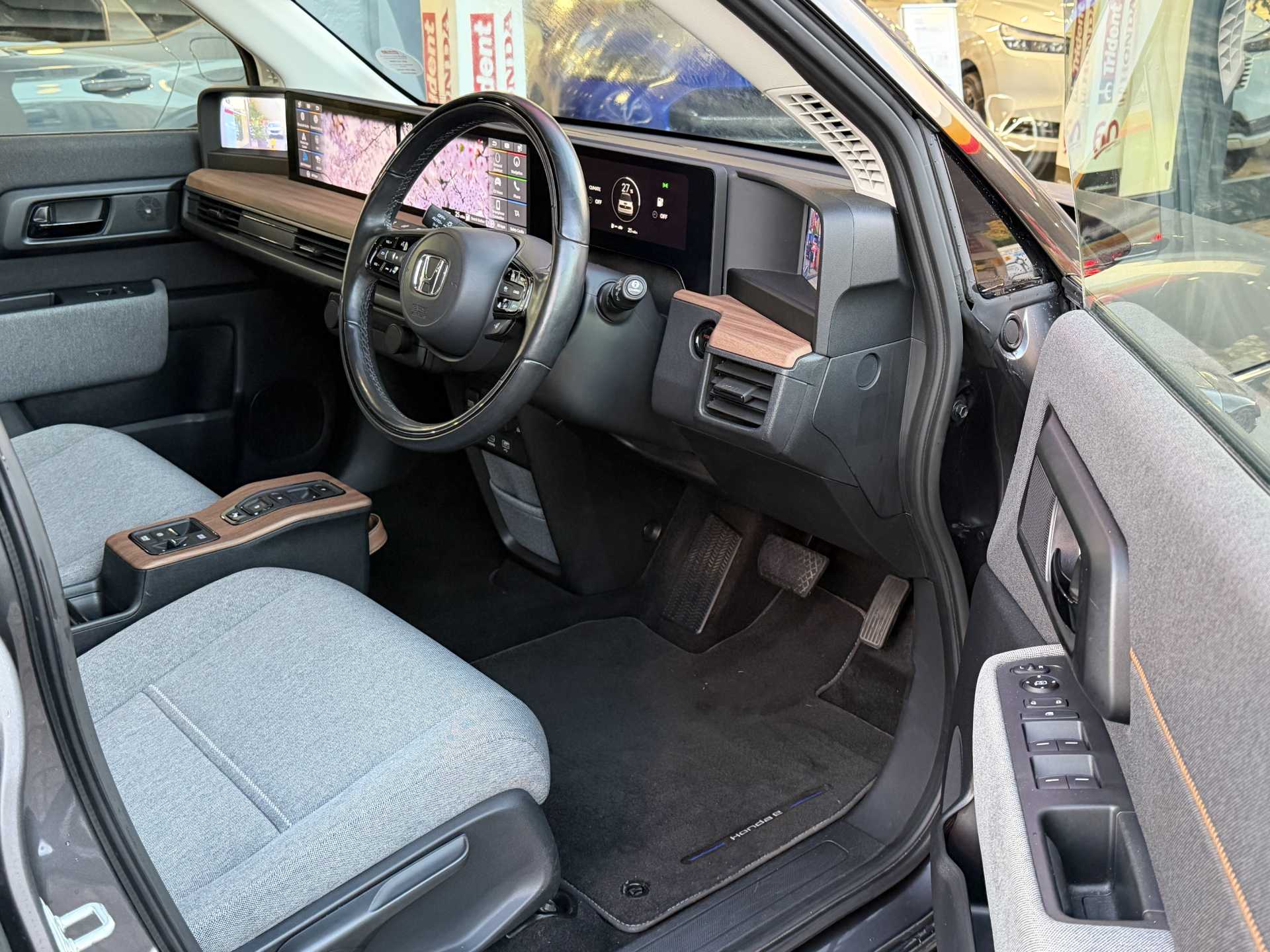 Honda e 113kW Advance 36kWh 5dr Auto - Image 15