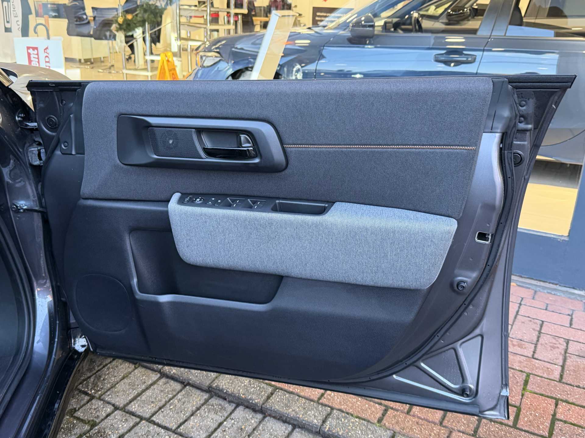 Honda e 113kW Advance 36kWh 5dr Auto - Image 17