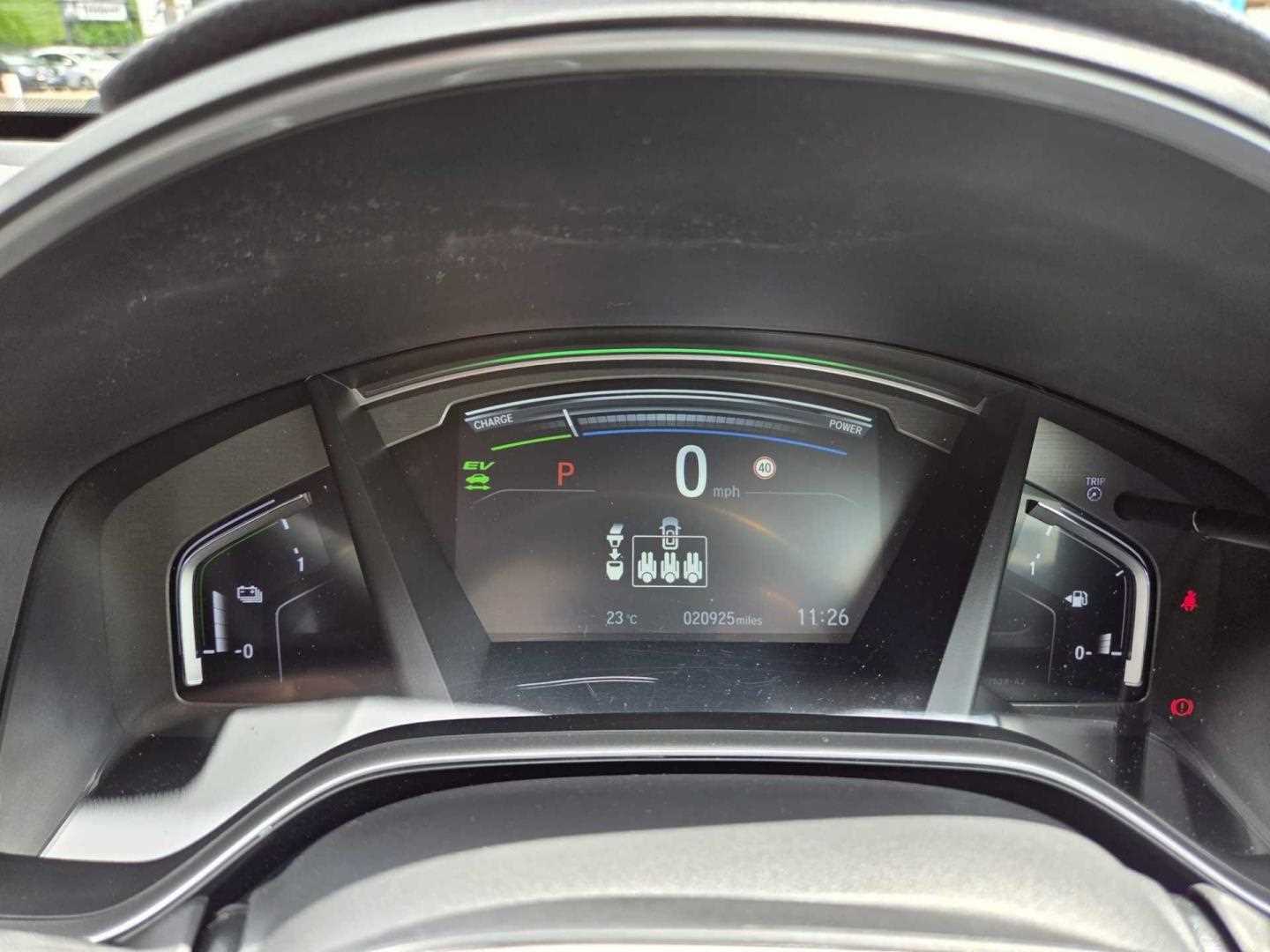 Honda CR-V 2.0 i-MMD Hybrid EX 5dr eCVT - Image 11