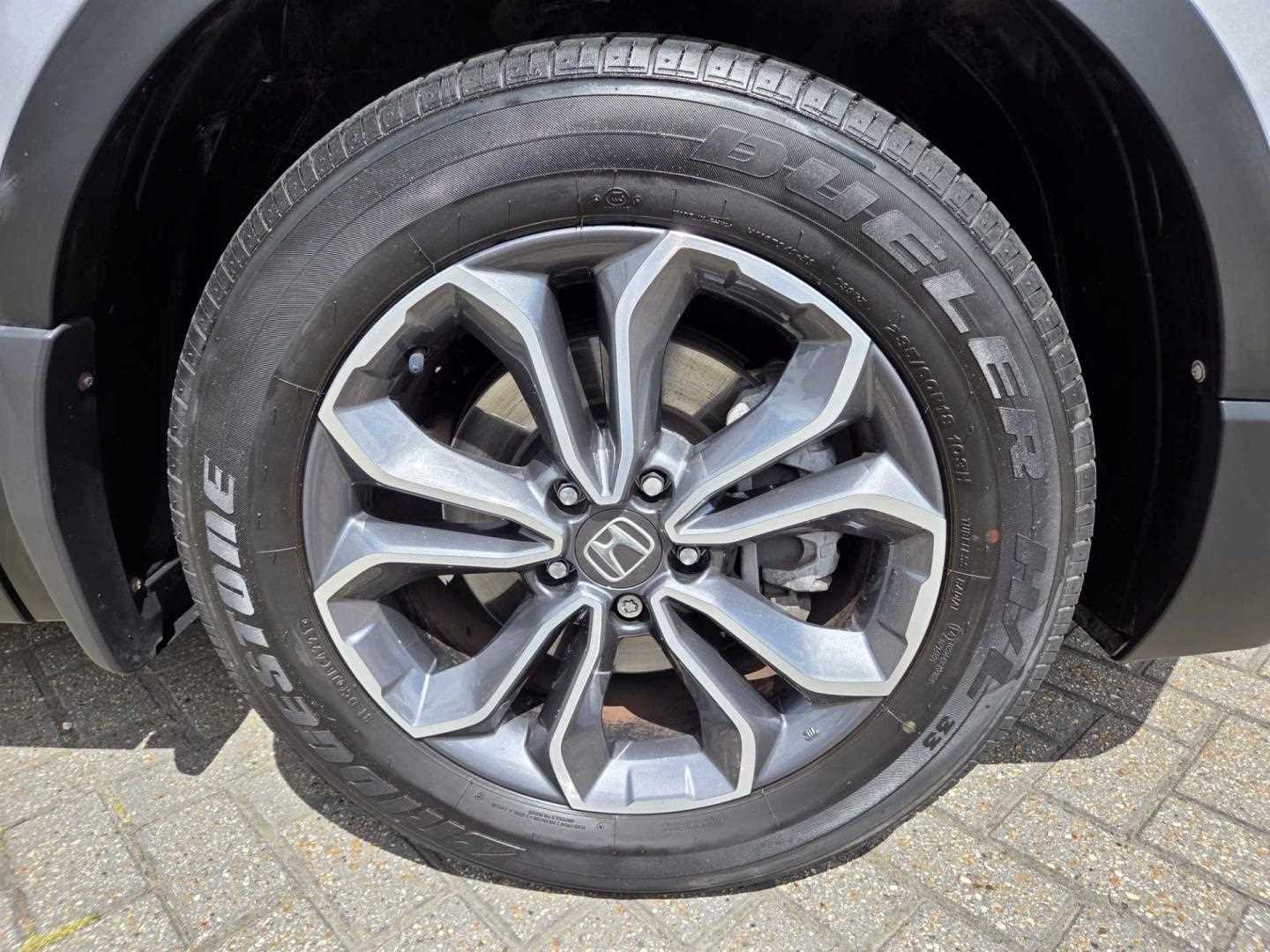 Honda CR-V 2.0 i-MMD Hybrid EX 5dr eCVT - Image 9
