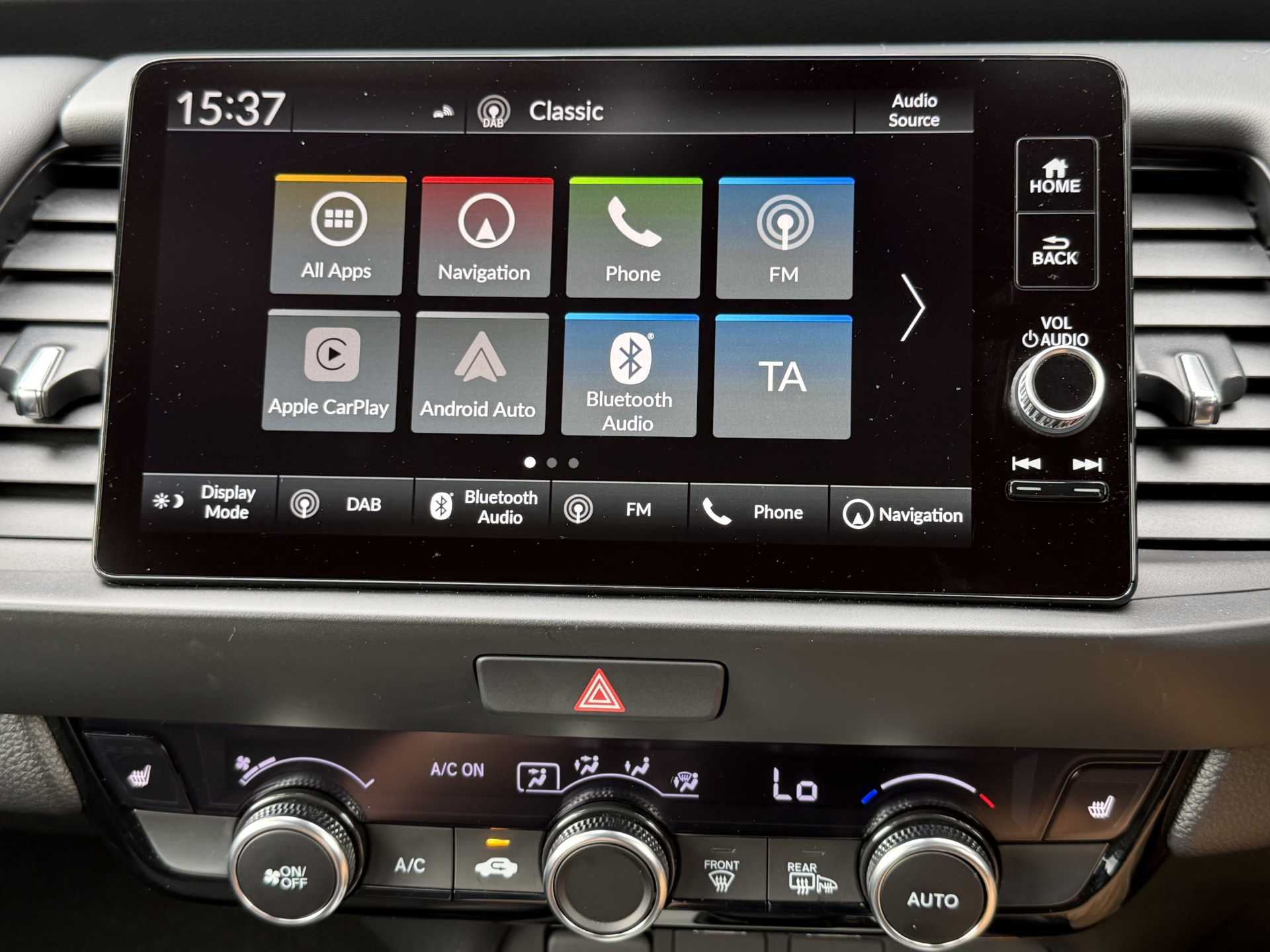 Honda Jazz 1.5 i-MMD Hybrid Crosstar Advance 5dr eCVT - Image 16