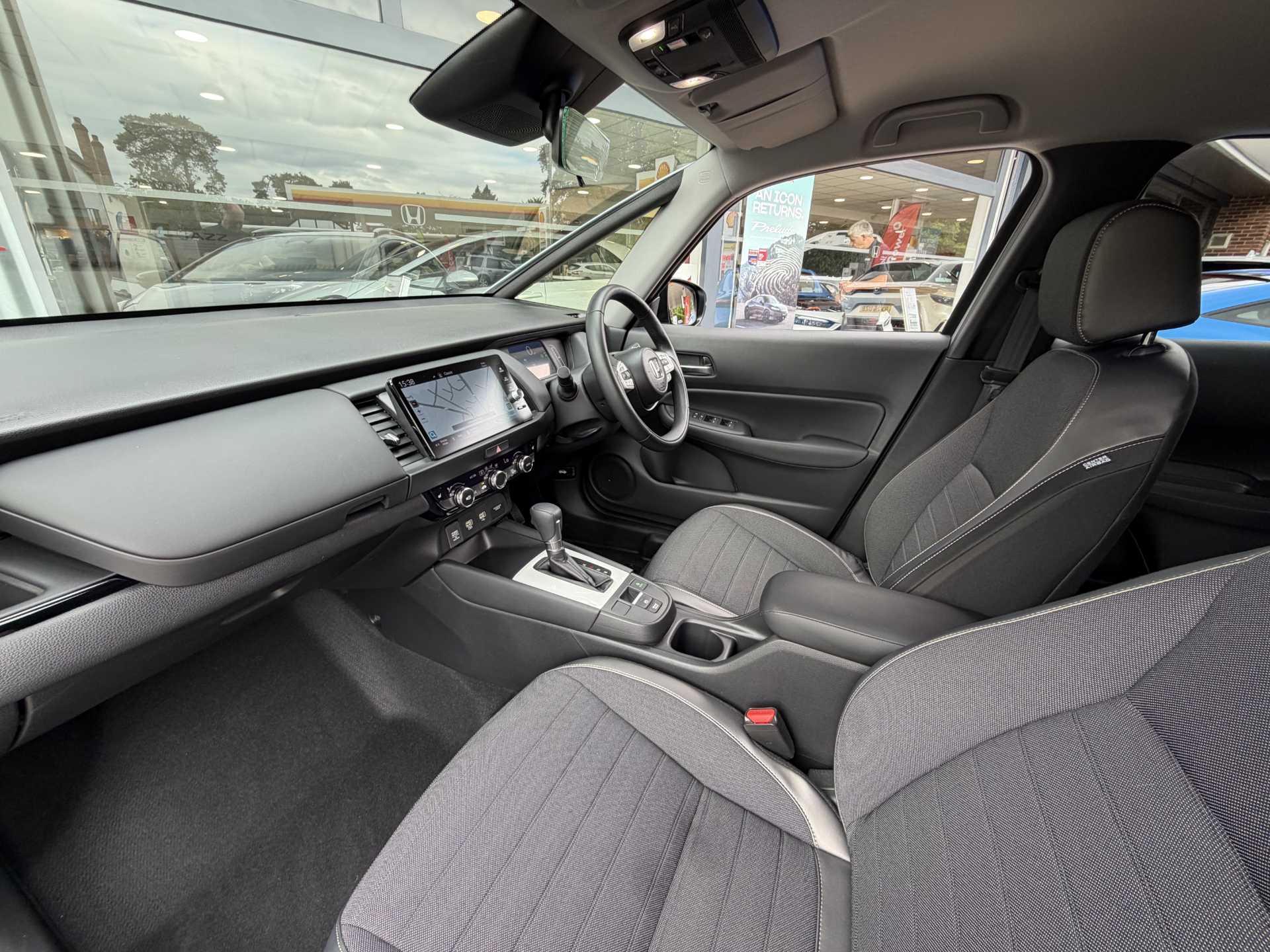 Honda Jazz 1.5 i-MMD Hybrid Crosstar Advance 5dr eCVT - Image 2