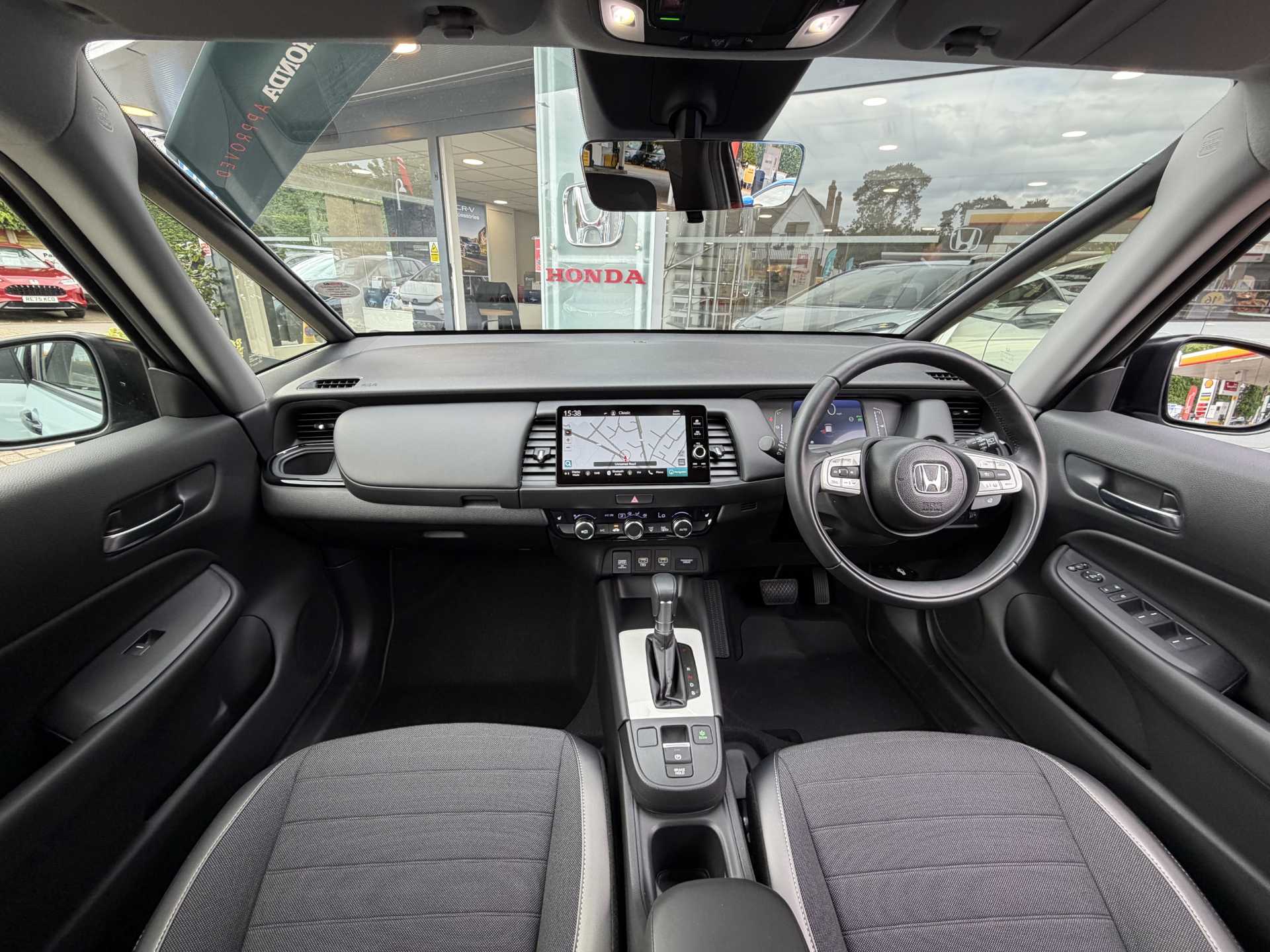 Honda Jazz 1.5 i-MMD Hybrid Crosstar Advance 5dr eCVT - Image 4