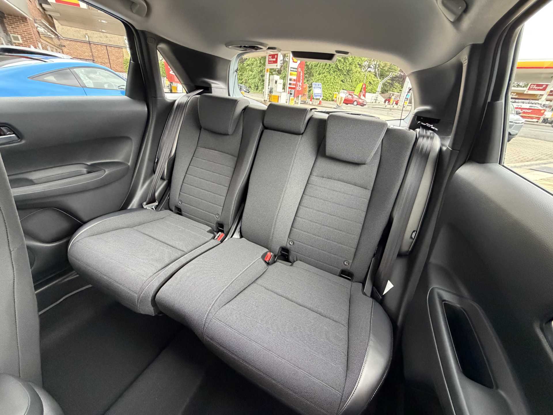 Honda Jazz 1.5 i-MMD Hybrid Crosstar Advance 5dr eCVT - Image 8