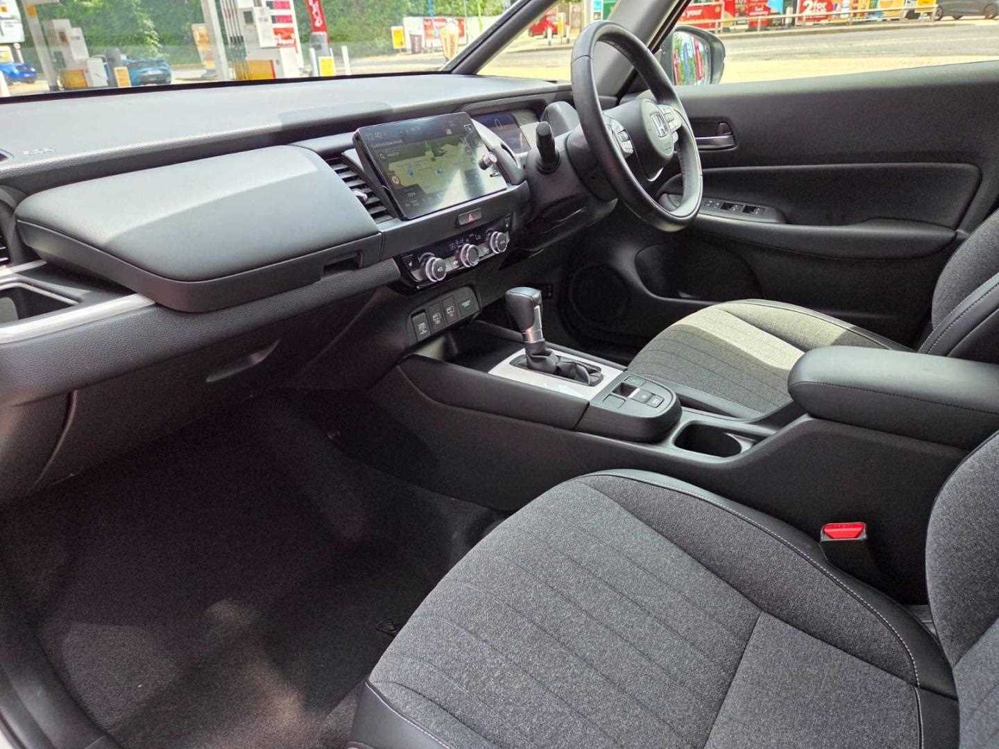 Honda JAZZ 1.5 i-MMD Hybrid EX 5dr eCVT - Image 2