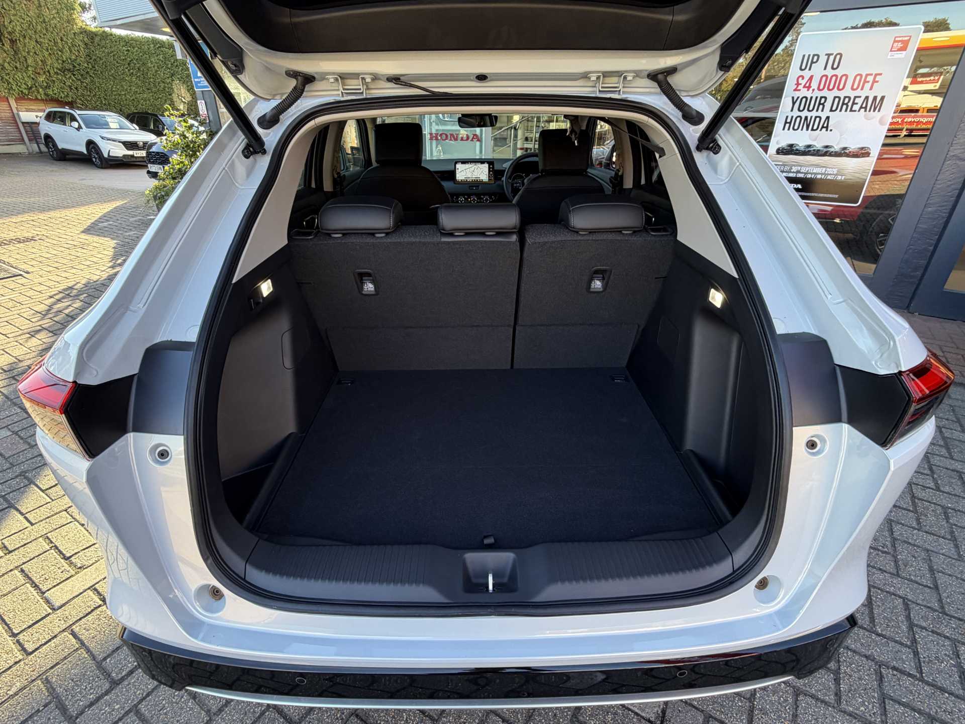 Honda HR-V 1.5 eHEV Advance 5dr CVT — image 13