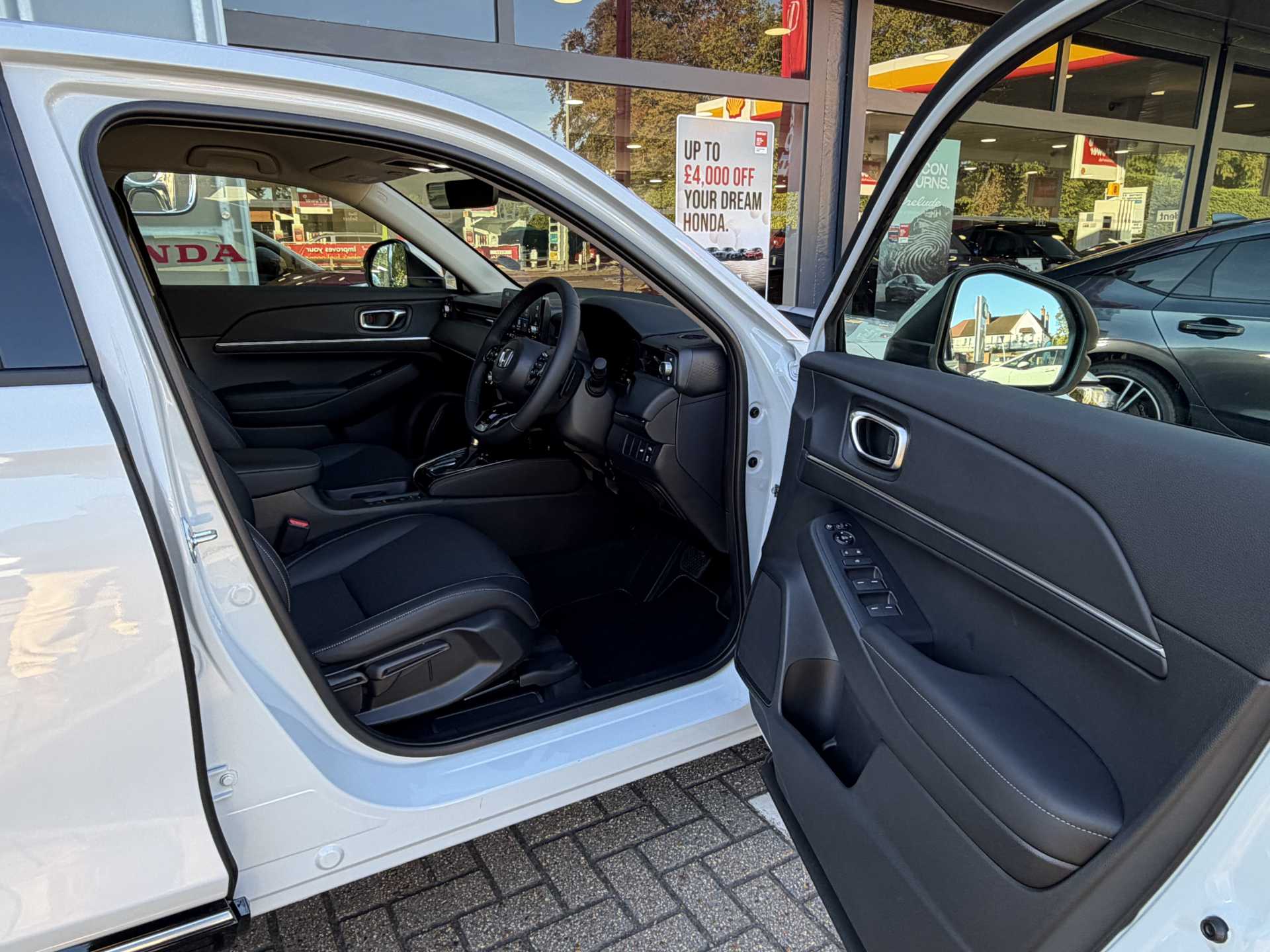 Honda HR-V 1.5 eHEV Advance 5dr CVT — image 15