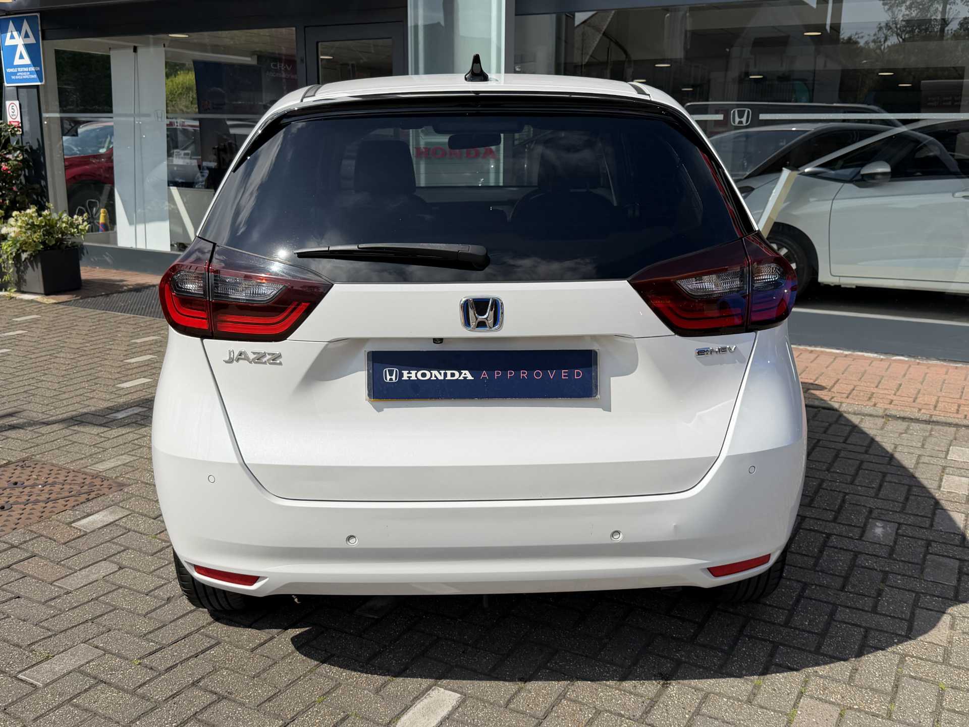 Honda Jazz 1.5 i-MMD Hybrid EX 5dr eCVT - Image 7