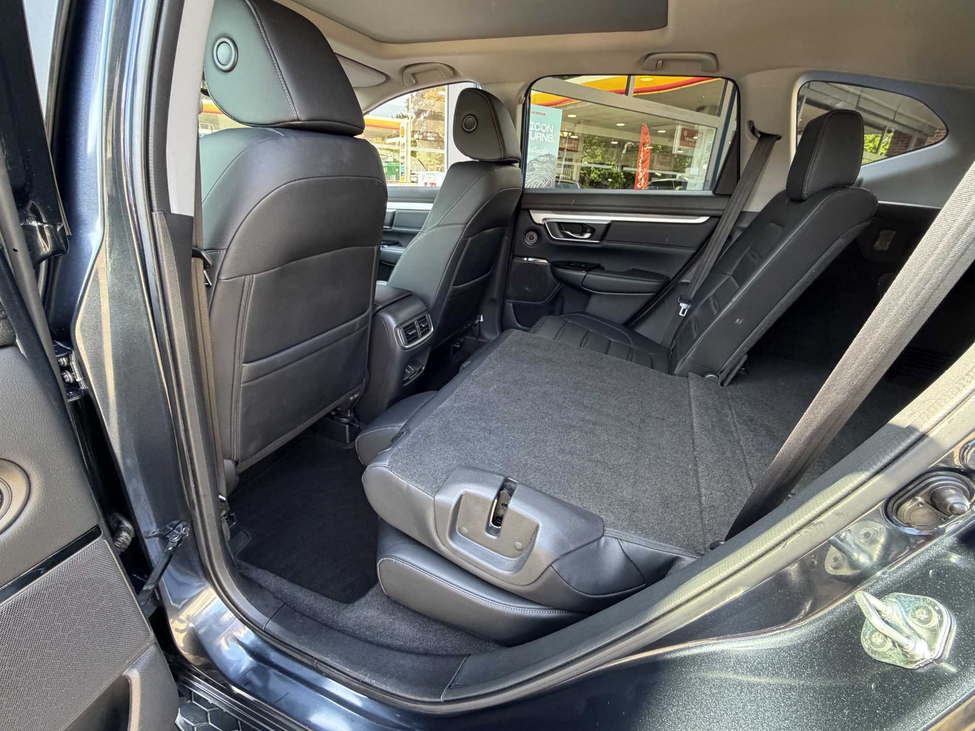 Honda CR-V 2.0 i-MMD Hybrid EX 5dr eCVT - Image 19