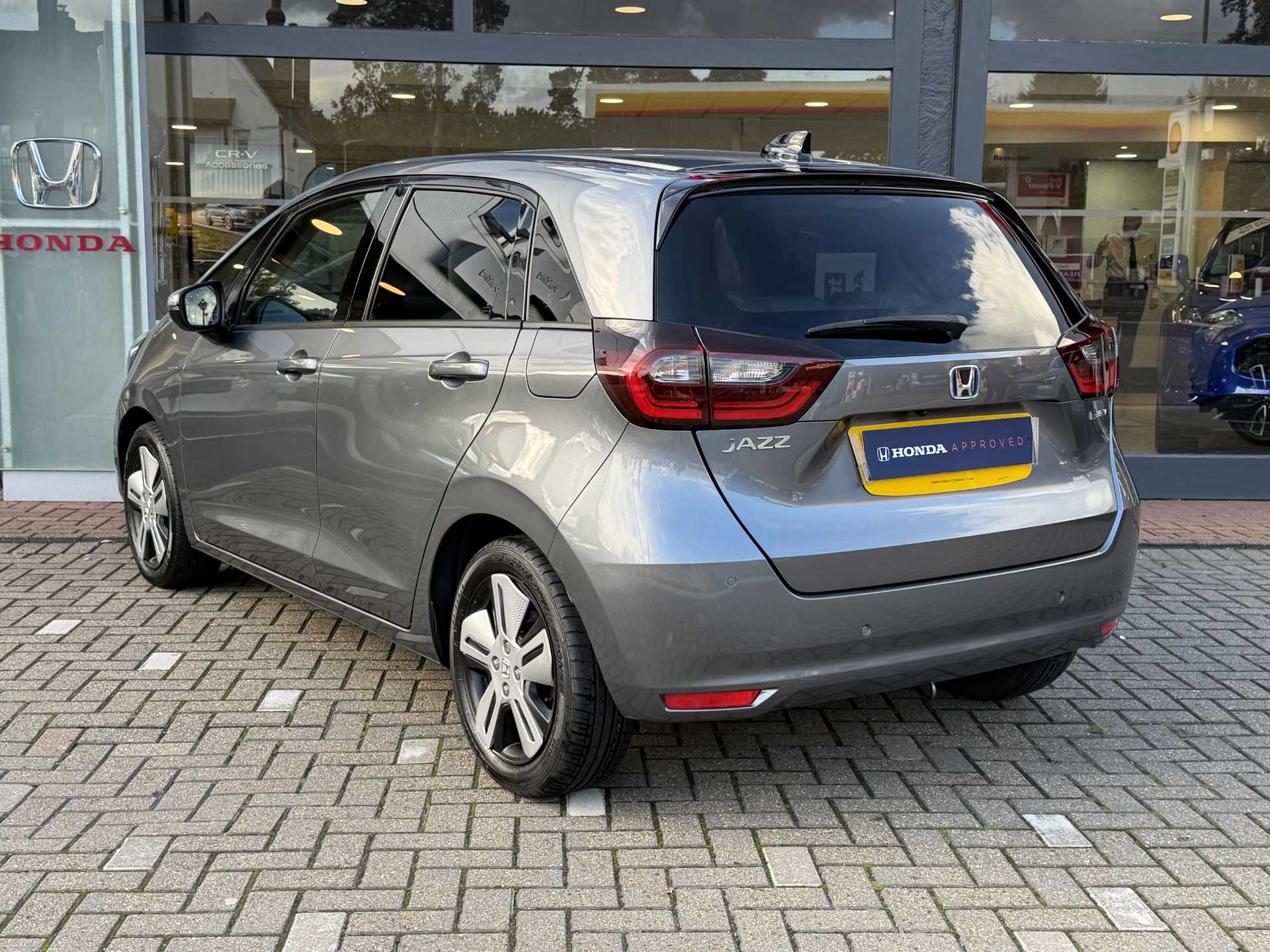 Honda Jazz 1.5 i-MMD Hybrid EX 5dr eCVT - Image 3