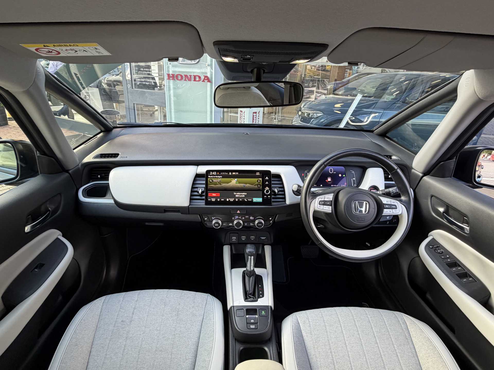 Honda Jazz 1.5 i-MMD Hybrid EX 5dr eCVT - Image 4