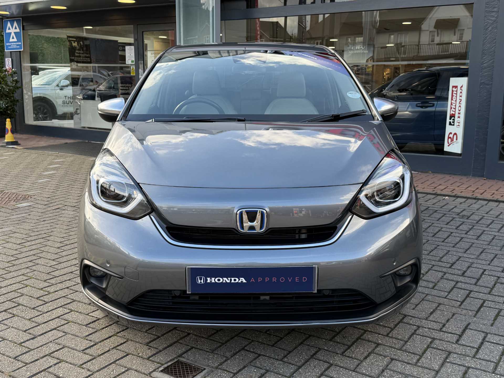 Honda Jazz 1.5 i-MMD Hybrid EX 5dr eCVT - Image 6