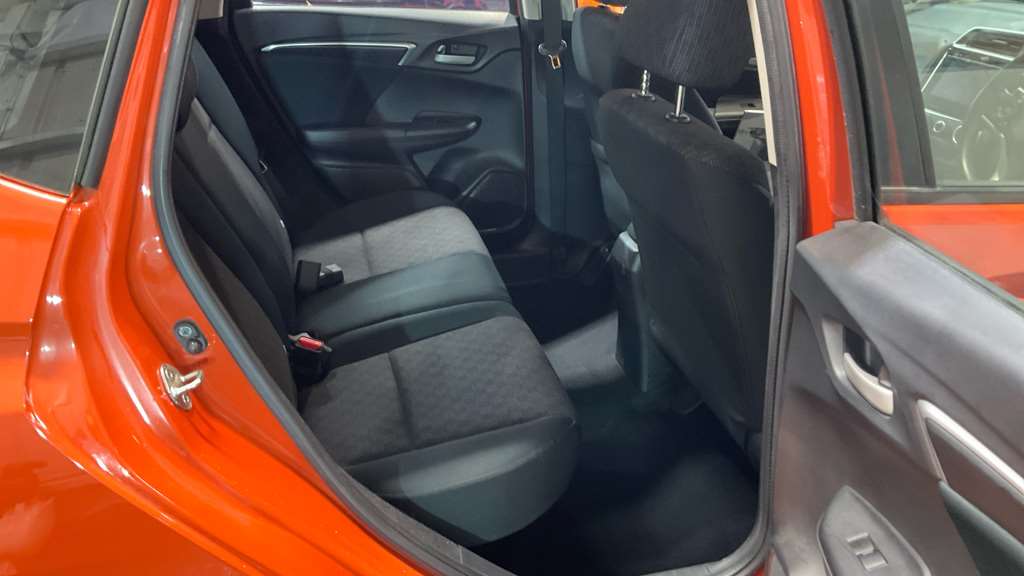 Honda Jazz 1.3 SE 5dr CVT - Image 8