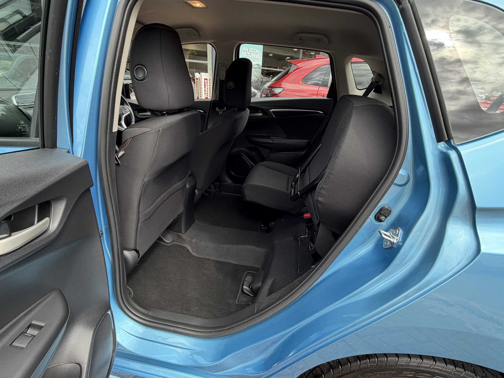 Honda Jazz 1.5 i-VTEC Sport Navi 5dr - Image 18