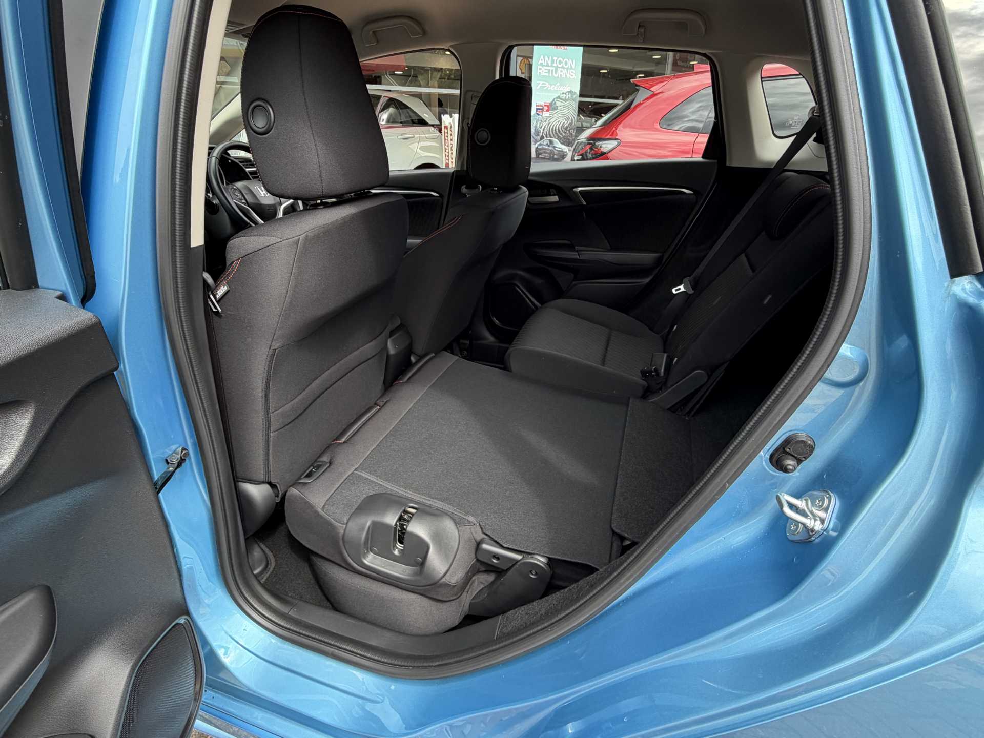 Honda Jazz 1.5 i-VTEC Sport Navi 5dr - Image 19