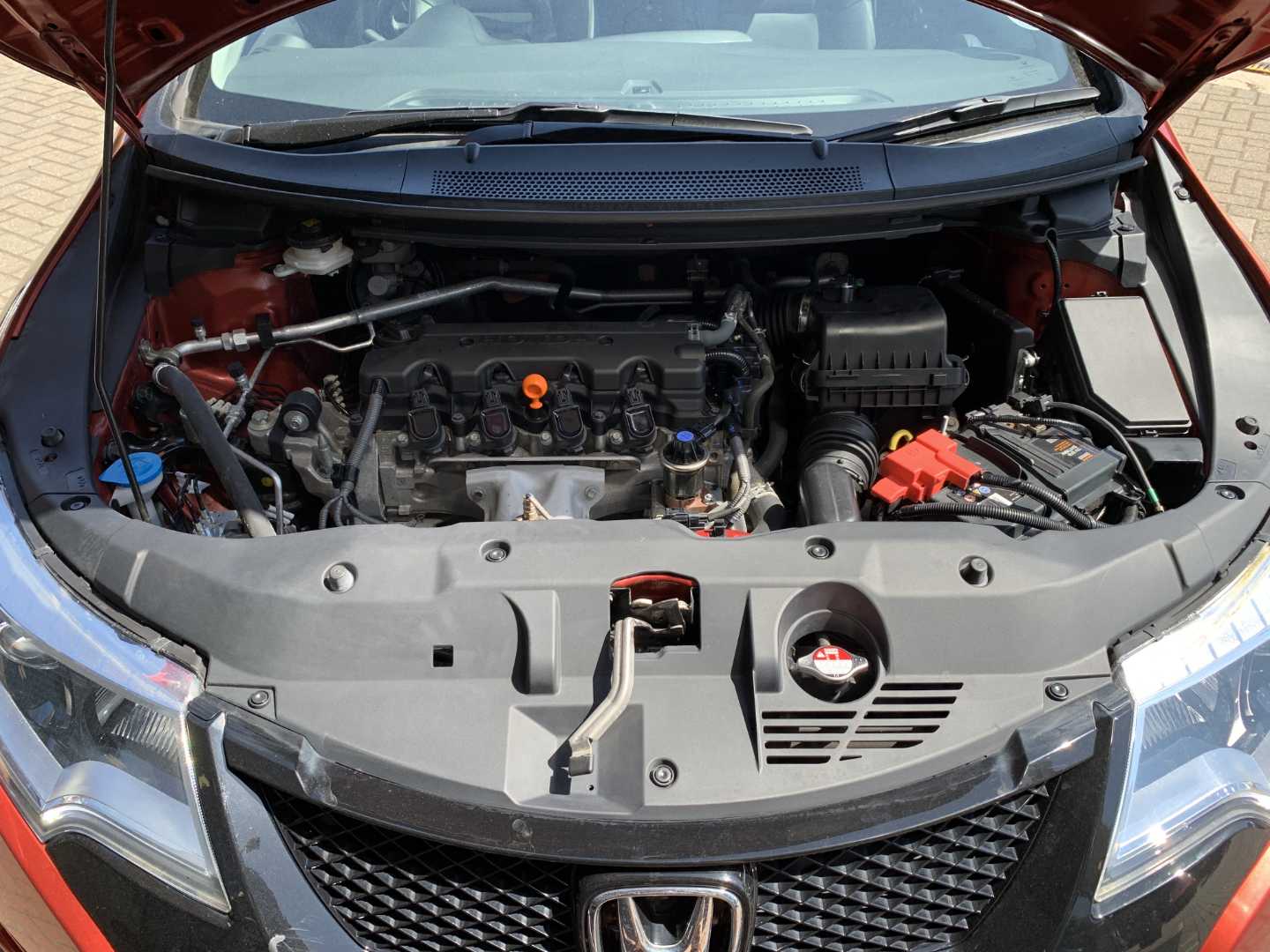 Honda CIVIC 1.8 i-VTEC SR 5dr Auto - Image 20