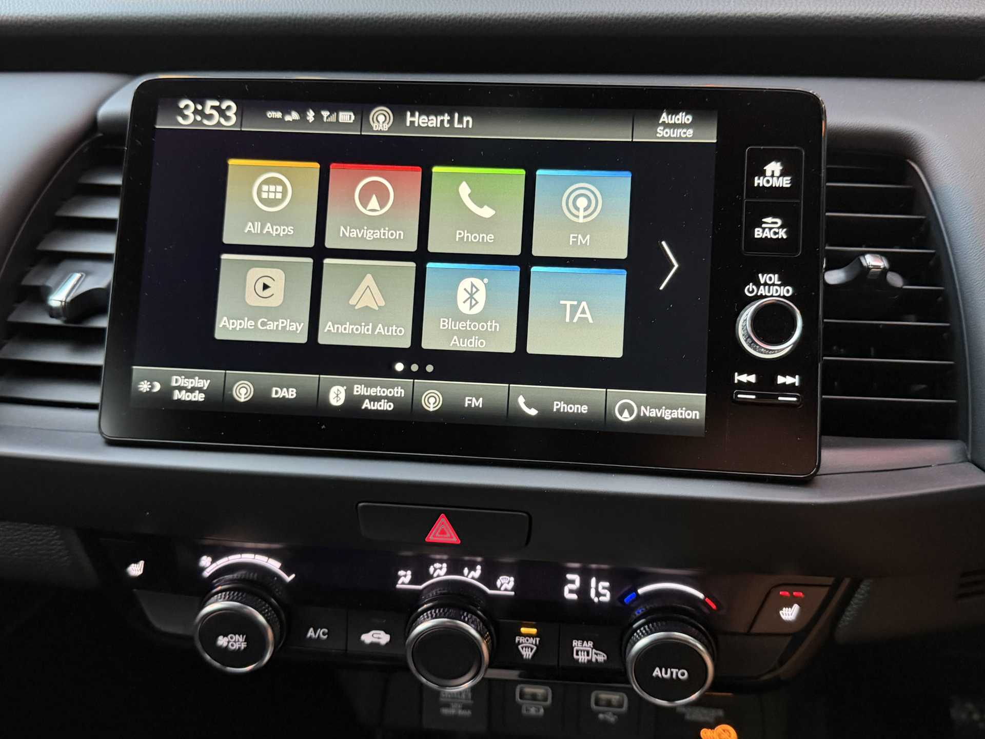 Honda Jazz 1.5 i-MMD Hybrid Crosstar Advance 5dr eCVT - Image 16