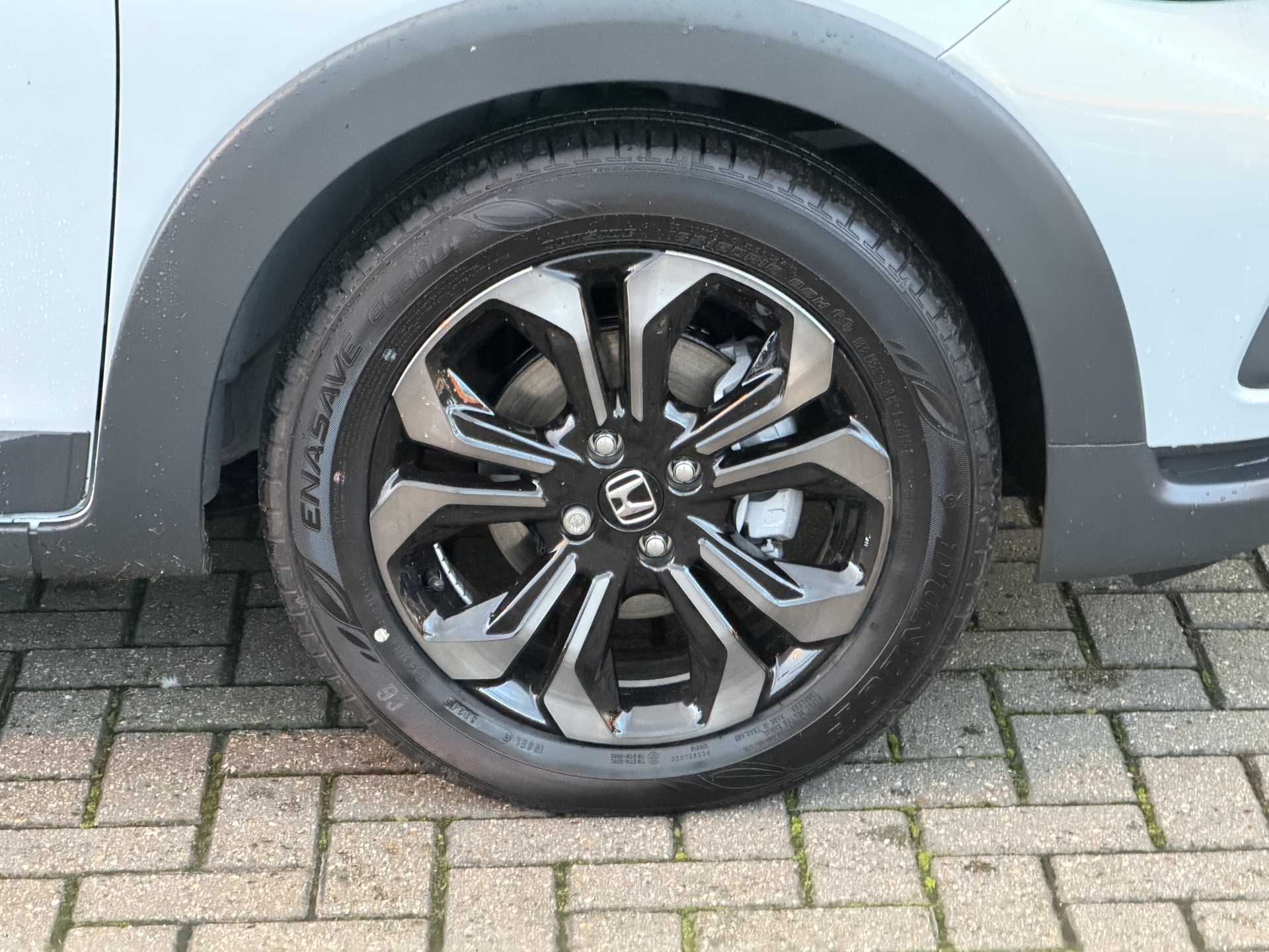 Honda Jazz 1.5 i-MMD Hybrid Crosstar Advance 5dr eCVT - Image 9