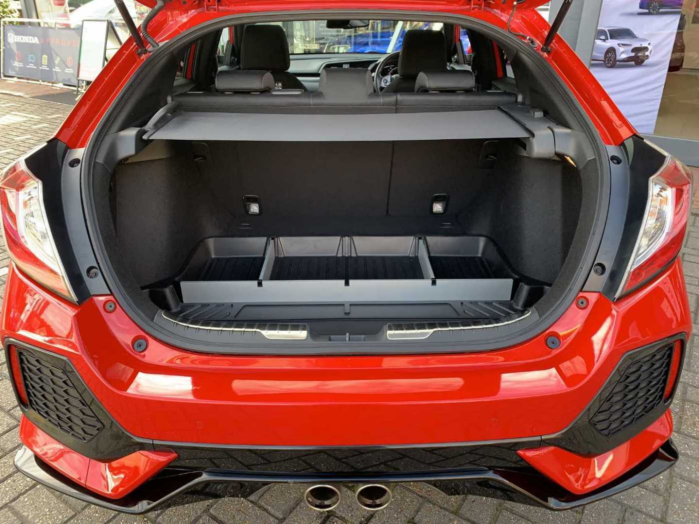 Honda Civic 1.5 VTEC Turbo Sport Plus 5dr — image 13