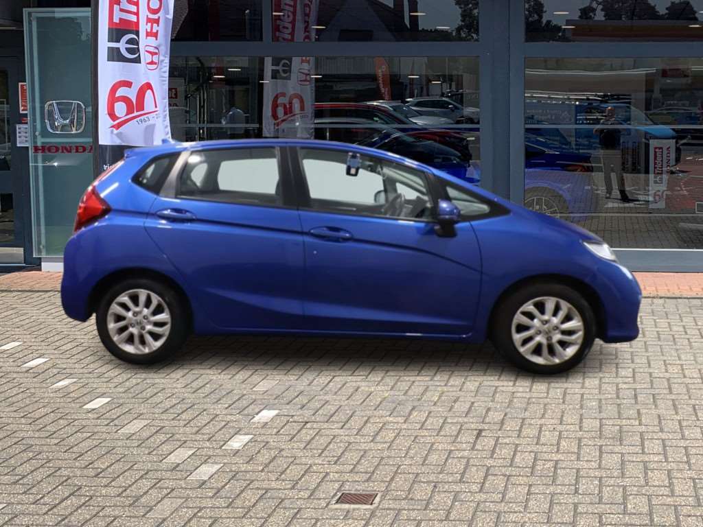 Honda Jazz 1.3 i-VTEC SE 5dr - Image 5