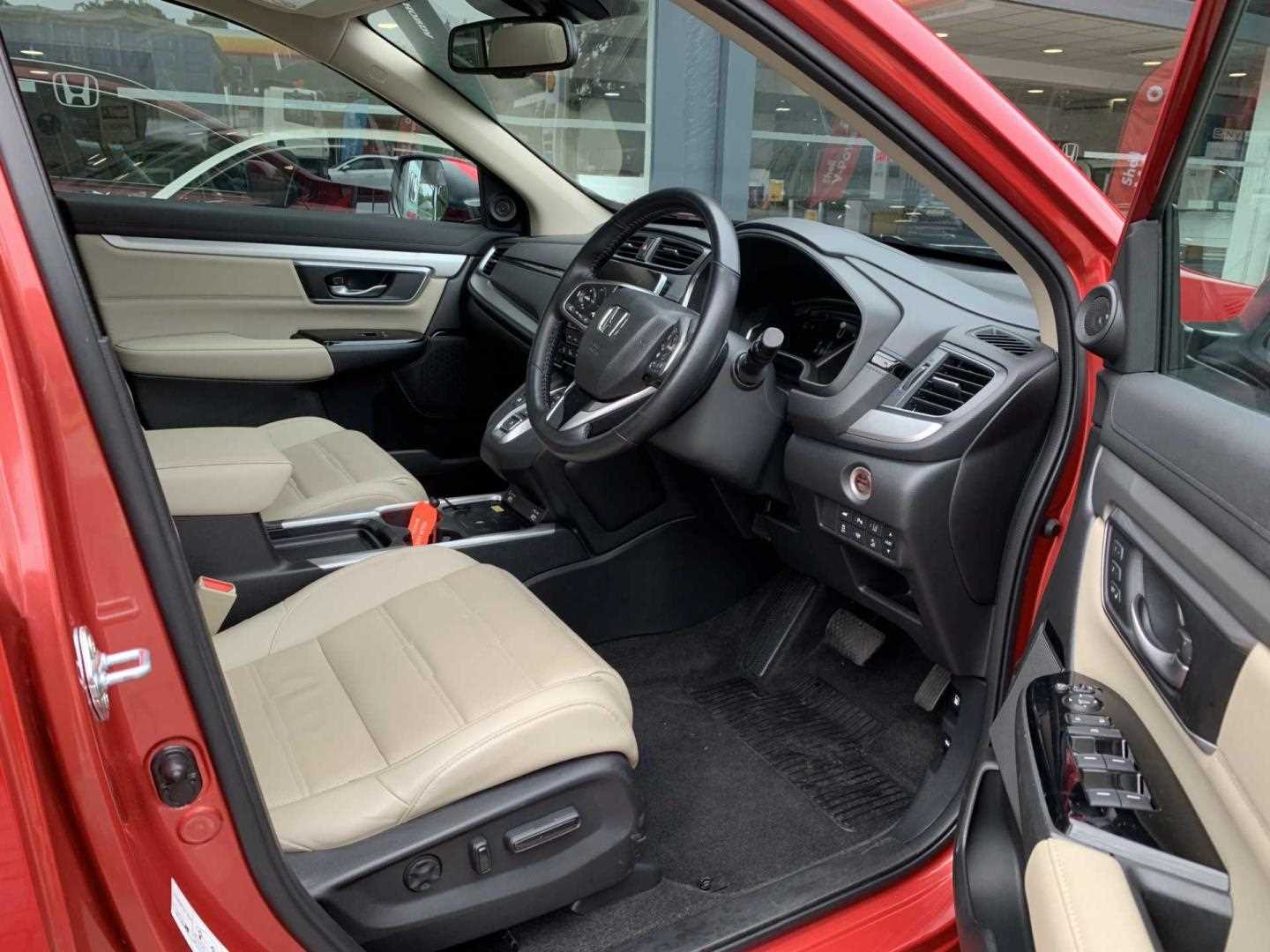 Honda CR-V 2.0 i-MMD Hybrid EX 5dr eCVT - Image 15