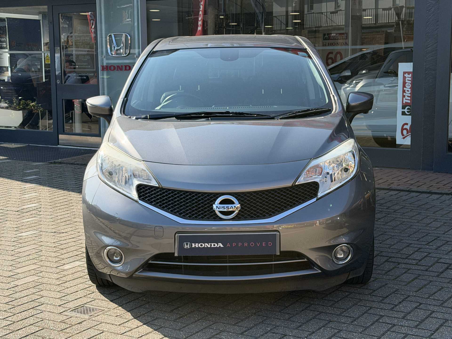 Nissan NOTE 1.2 DiG-S Tekna 5dr Auto - Image 6
