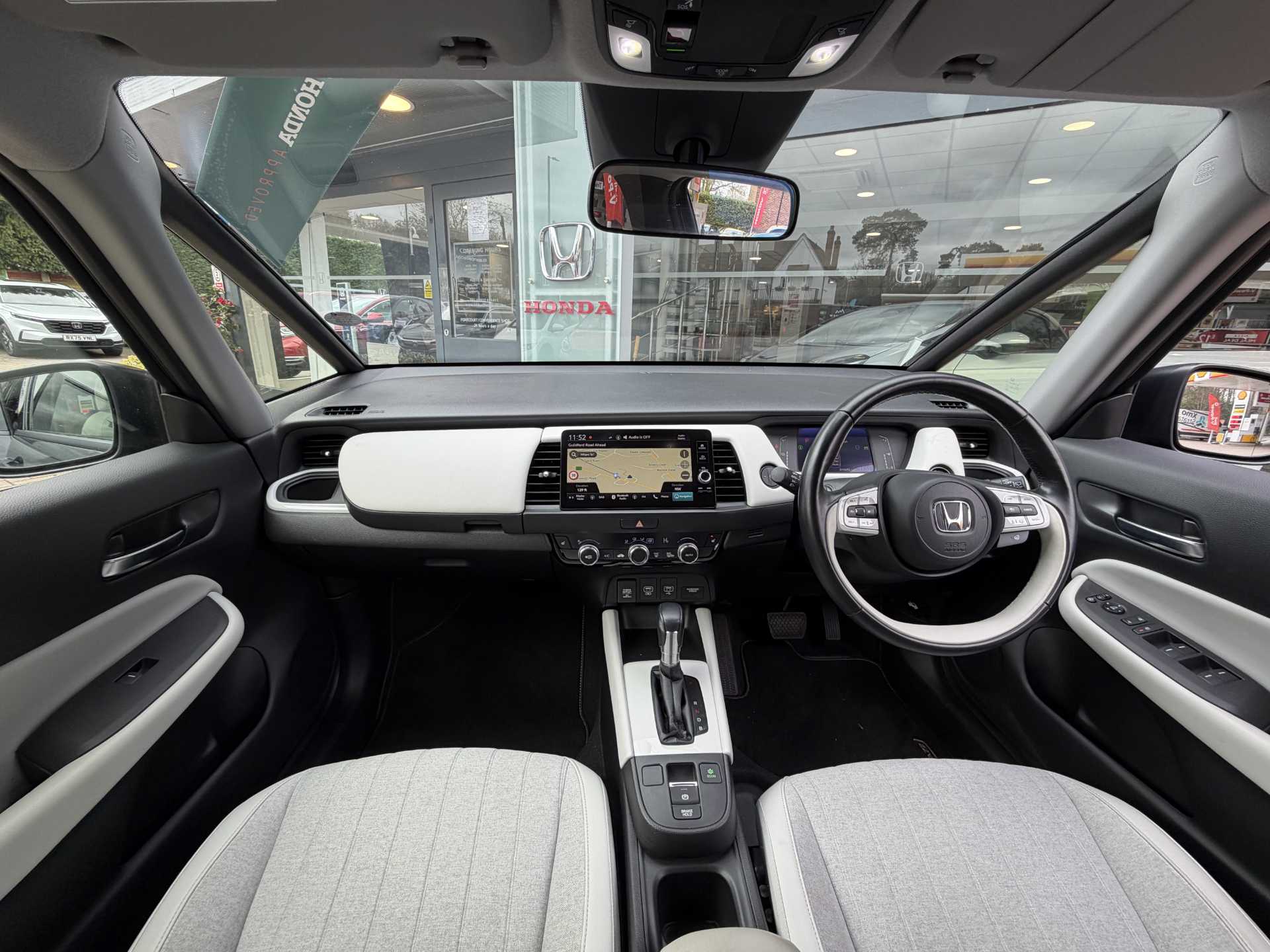 Honda Jazz 1.5 i-MMD Hybrid EX 5dr eCVT - Image 4