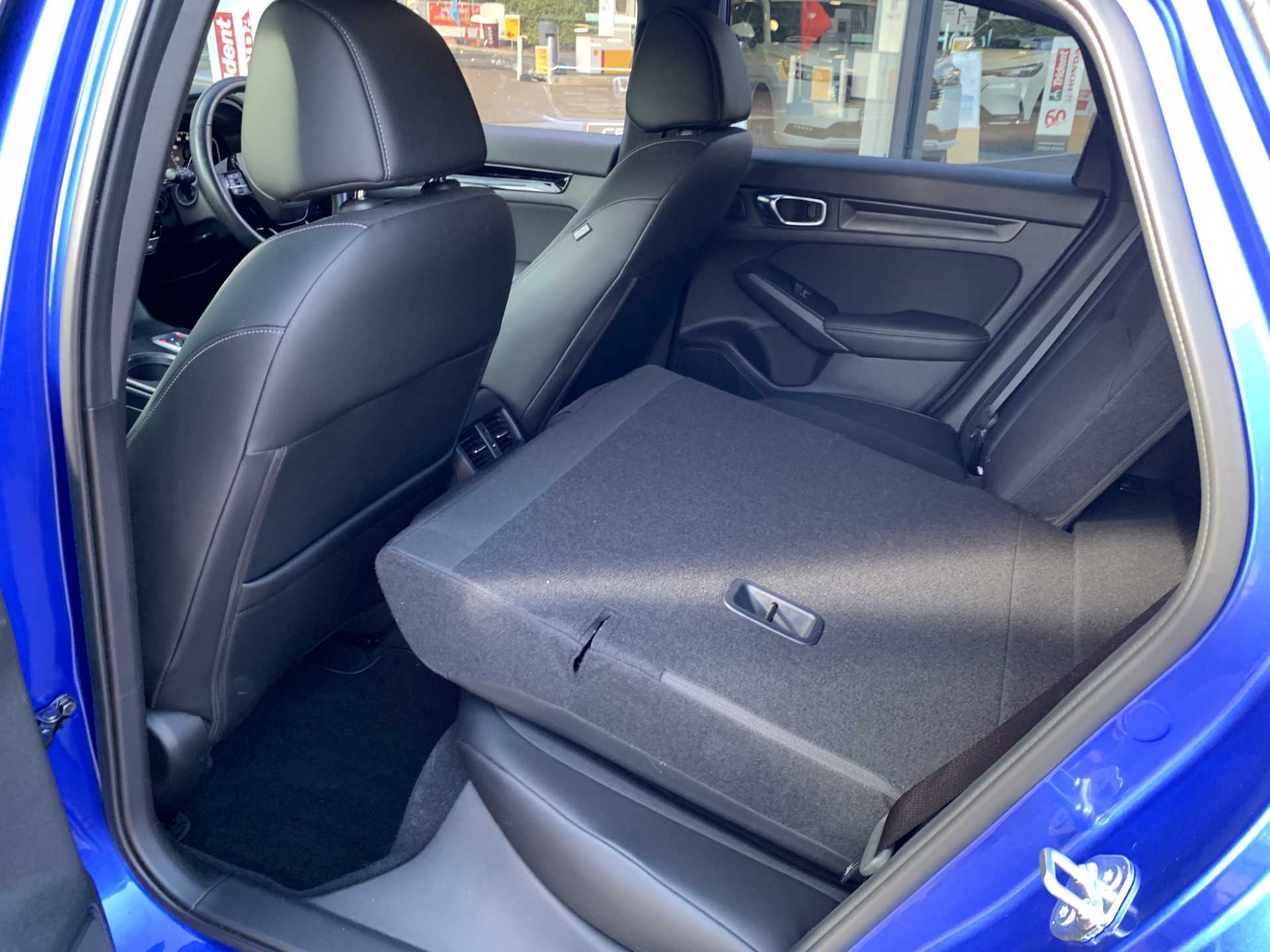 Honda Civic 2.0 eHEV Sport 5dr CVT - Image 19