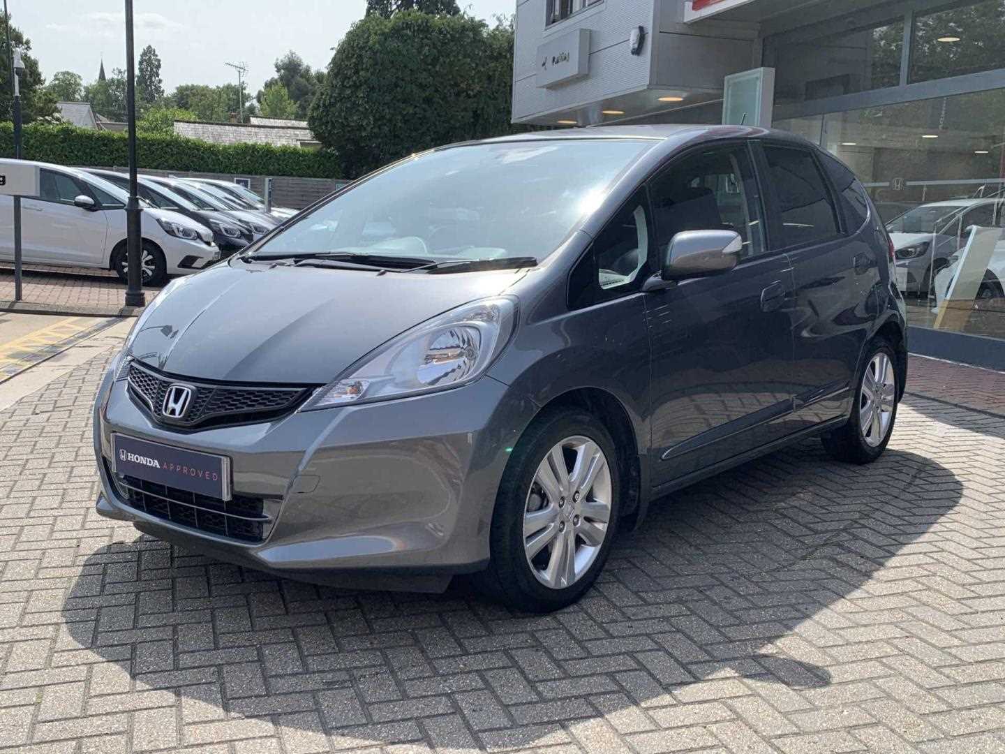 Honda JAZZ 1.4 i-VTEC ES Plus 5dr CVT - Image 10