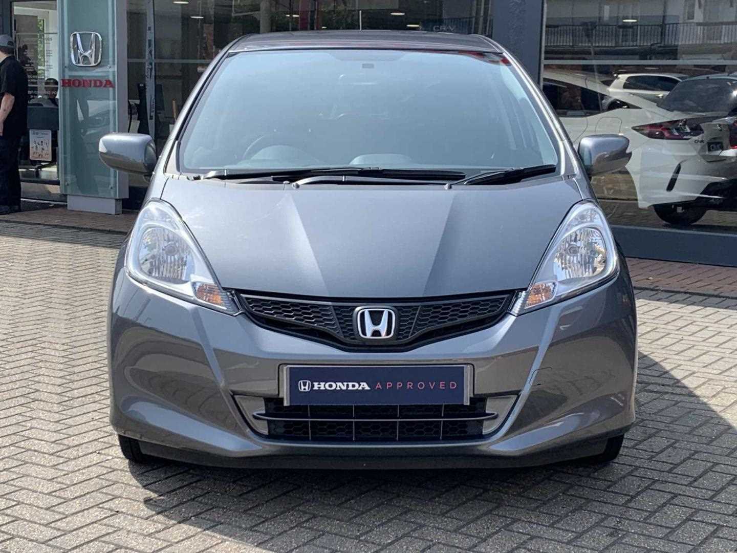 Honda JAZZ 1.4 i-VTEC ES Plus 5dr CVT - Image 6