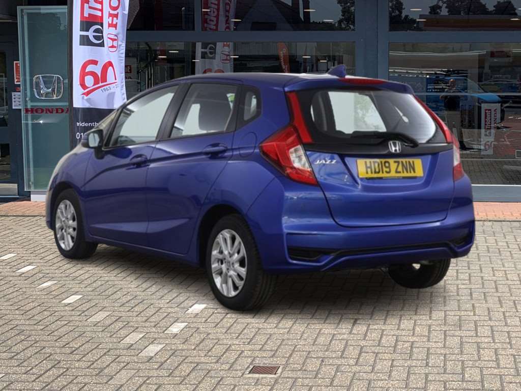 Honda Jazz 1.3 i-VTEC SE Navi 5dr CVT - Image 3