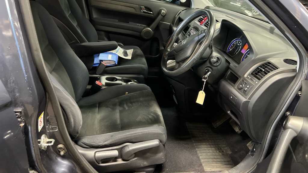 Honda CR-V 2.0 i-VTEC SE+ 5dr Auto - Image 2