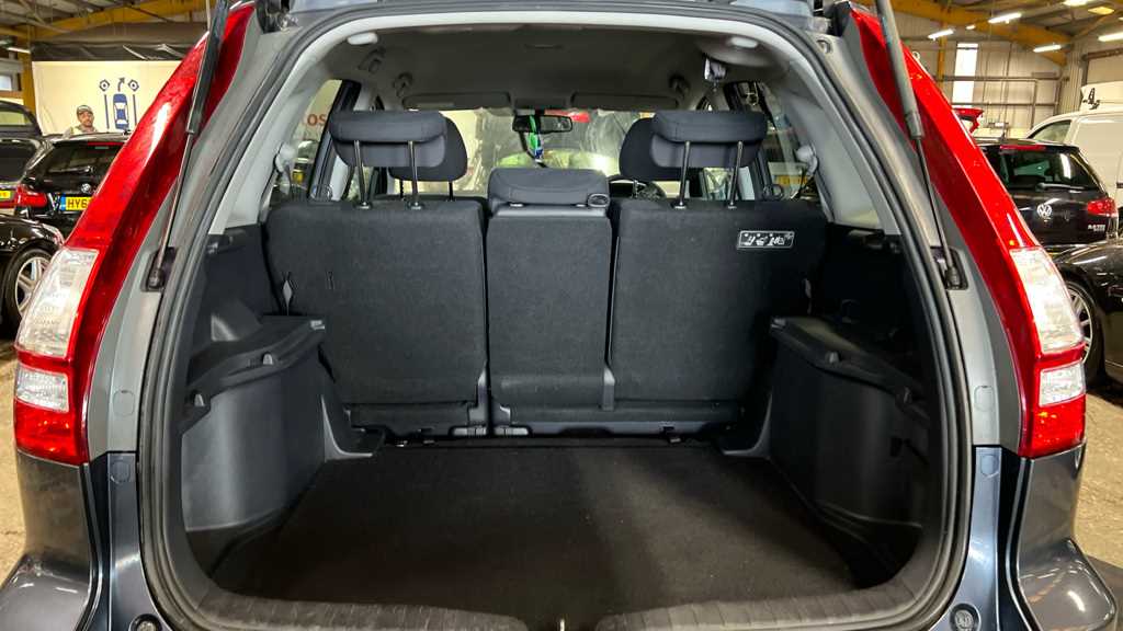 Honda CR-V 2.0 i-VTEC SE+ 5dr Auto - Image 8