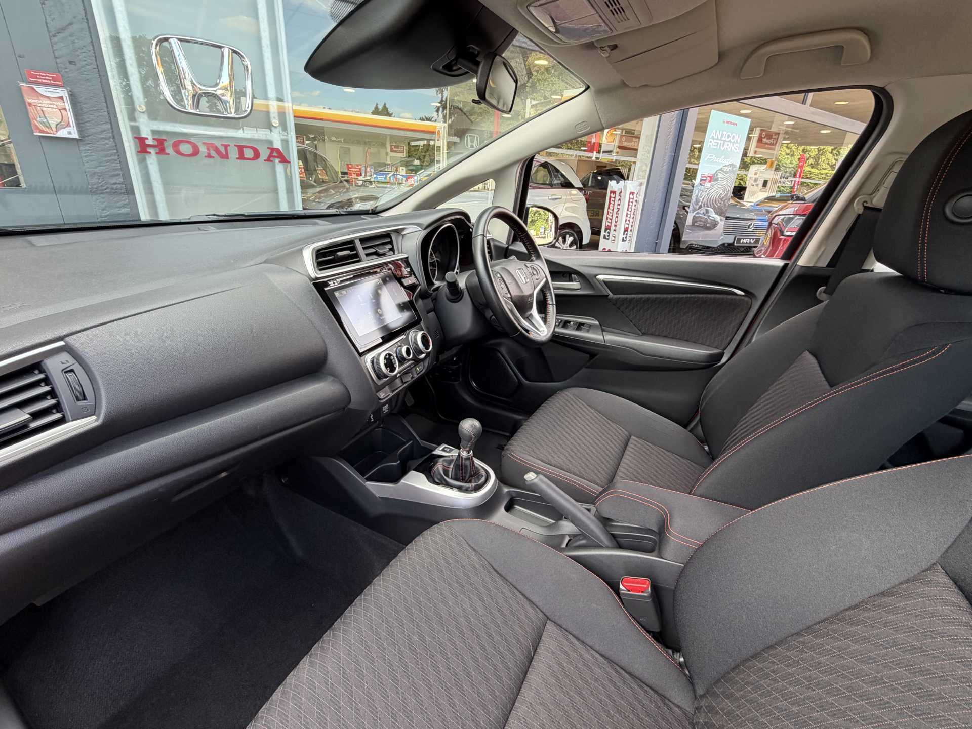 Honda Jazz 1.5 i-VTEC Sport 5dr - Image 2