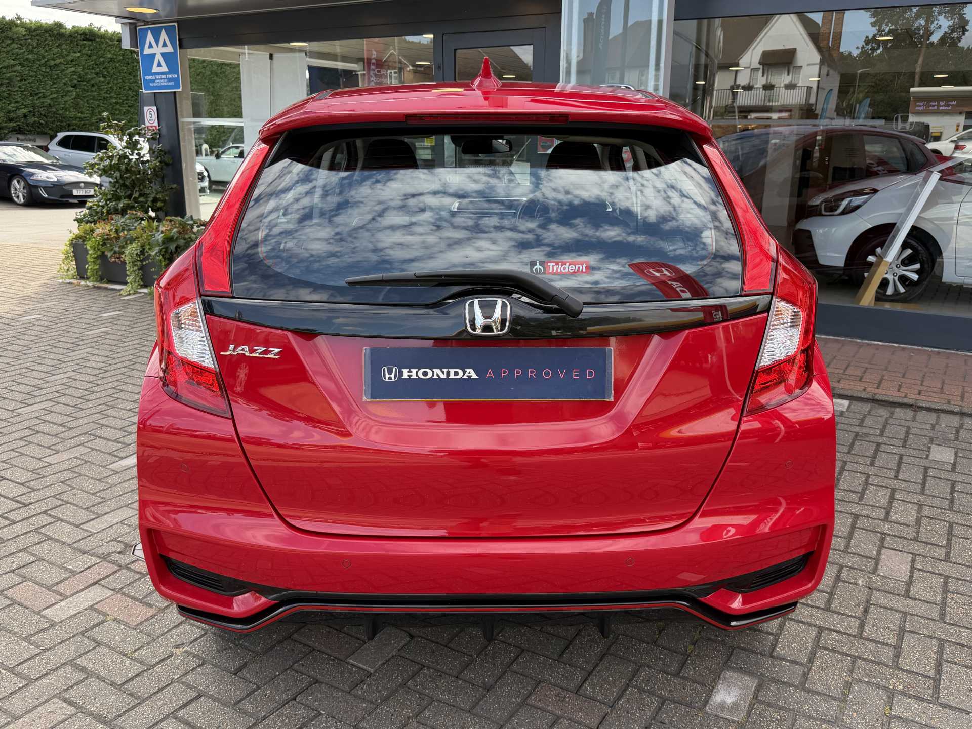 Honda Jazz 1.5 i-VTEC Sport 5dr - Image 7