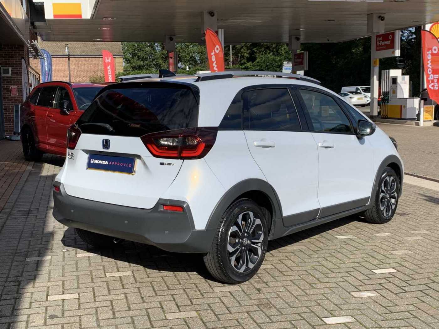Honda Jazz 1.5 i-MMD Hybrid Crosstar EX 5dr eCVT - Image 12