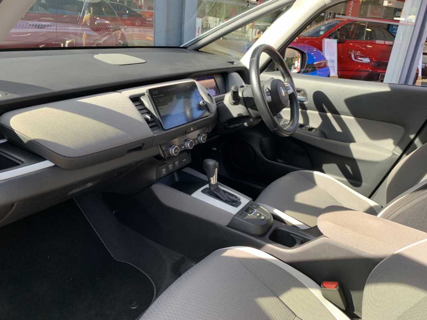 Honda Jazz 1.5 i-MMD Hybrid Crosstar EX 5dr eCVT - Image 2